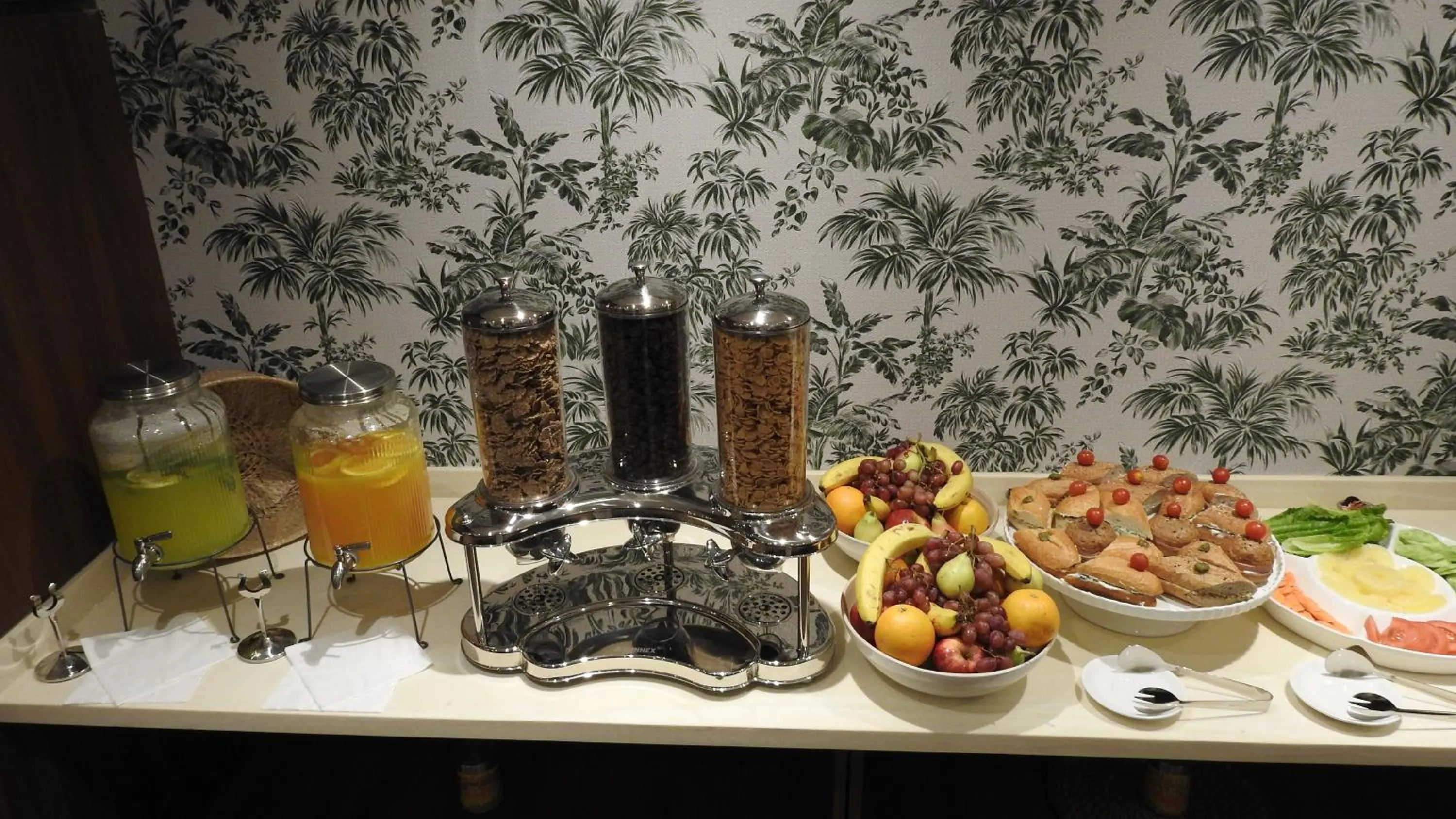 Breakfast in Level Nine Hotel