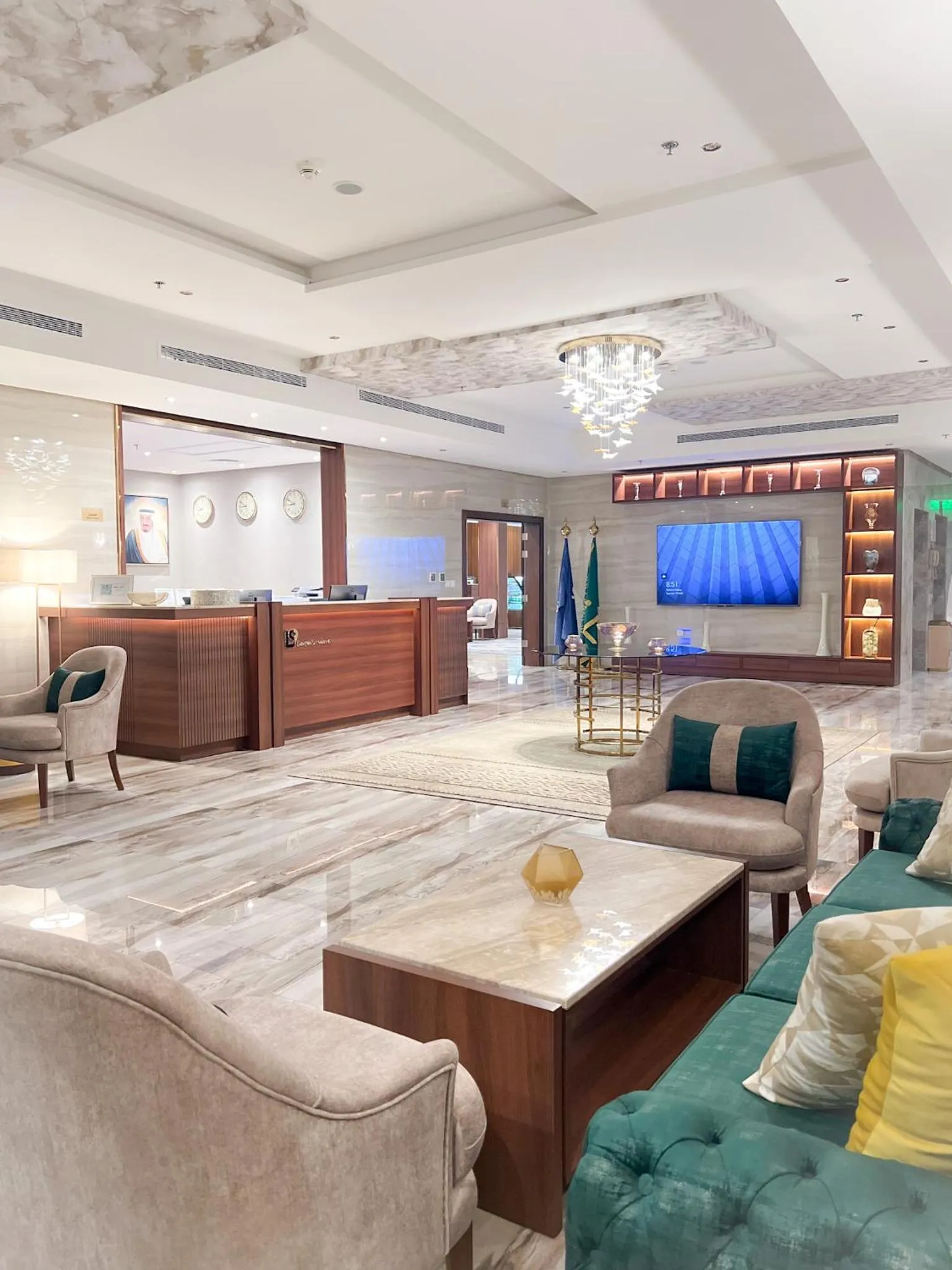 TV and multimedia in Level Nine Hotel