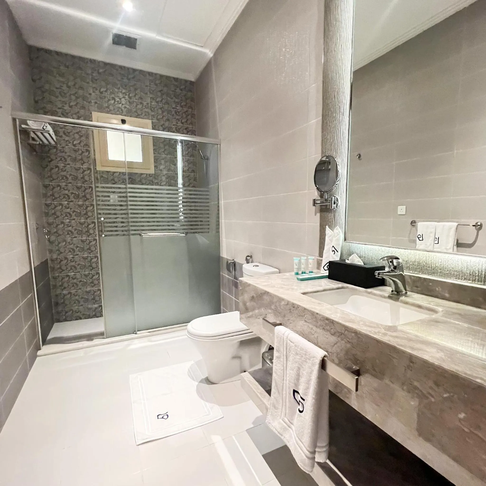 Shower in Level Nine Hotel