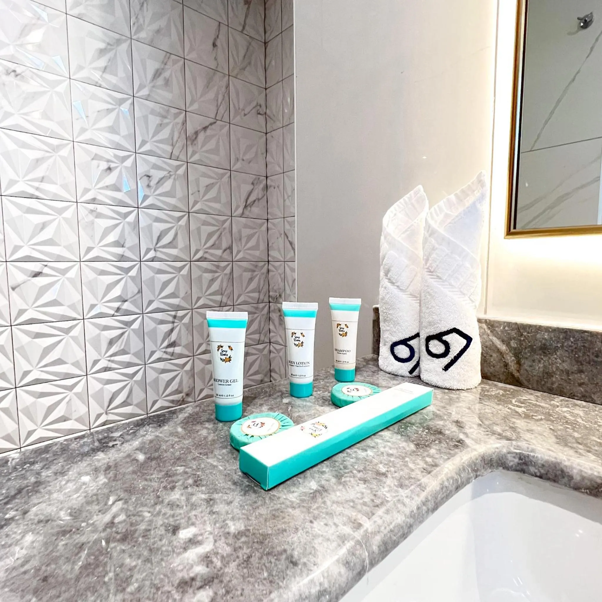 Bathroom in Level Nine Hotel