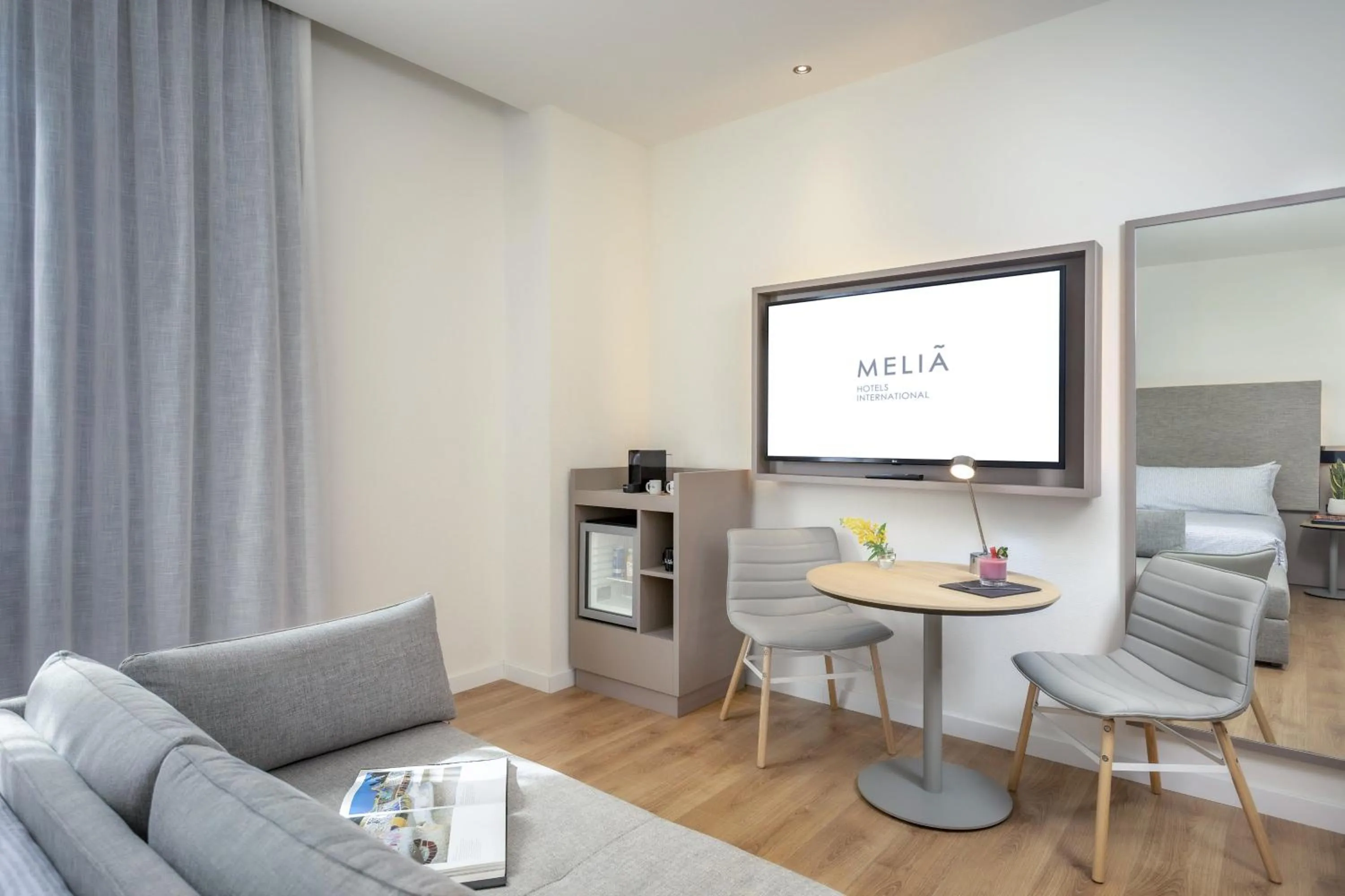 TV and multimedia in INNSiDE by Melia Valencia Oceanic