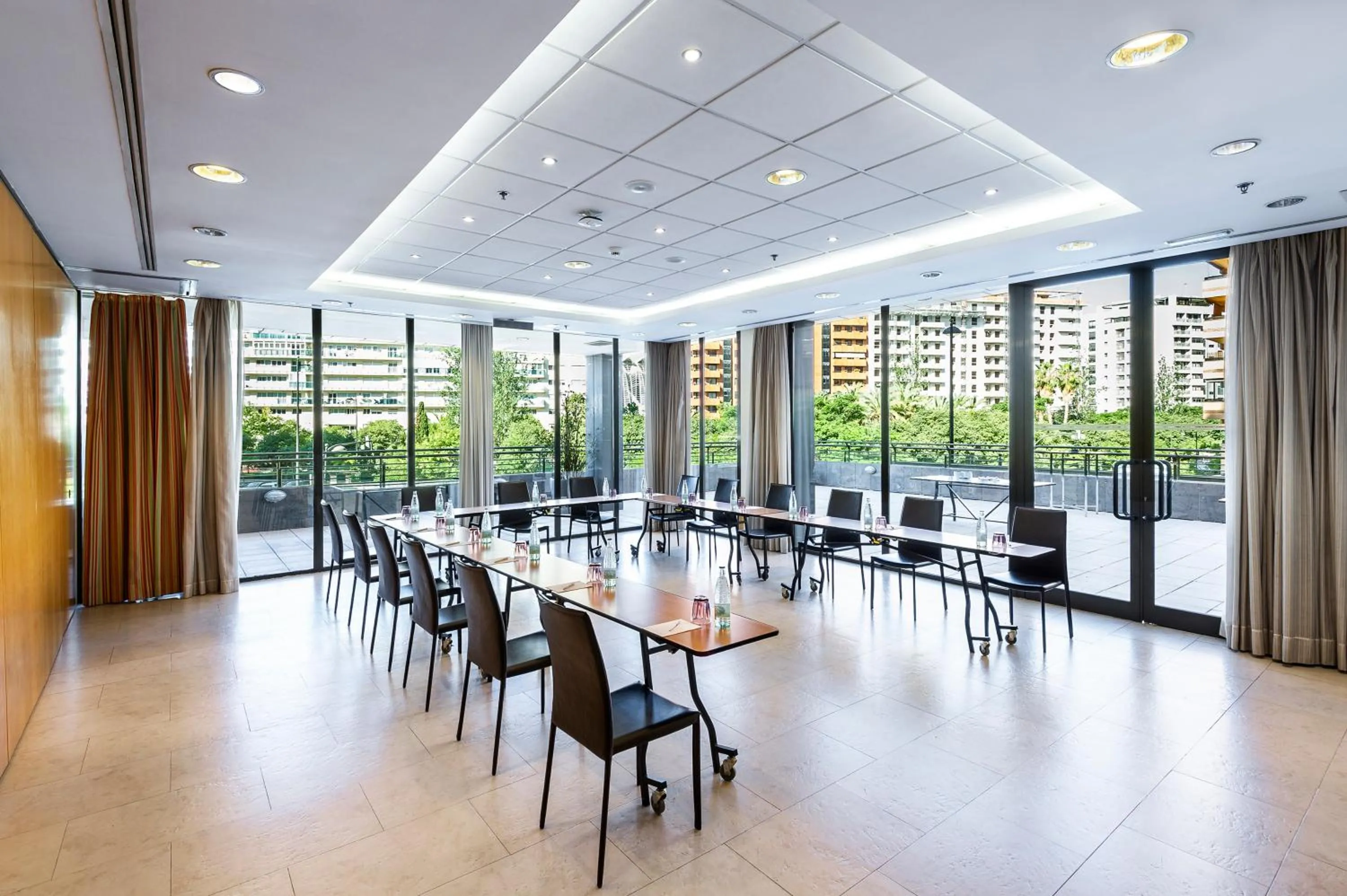 Meeting/conference room in INNSiDE by Melia Valencia Oceanic