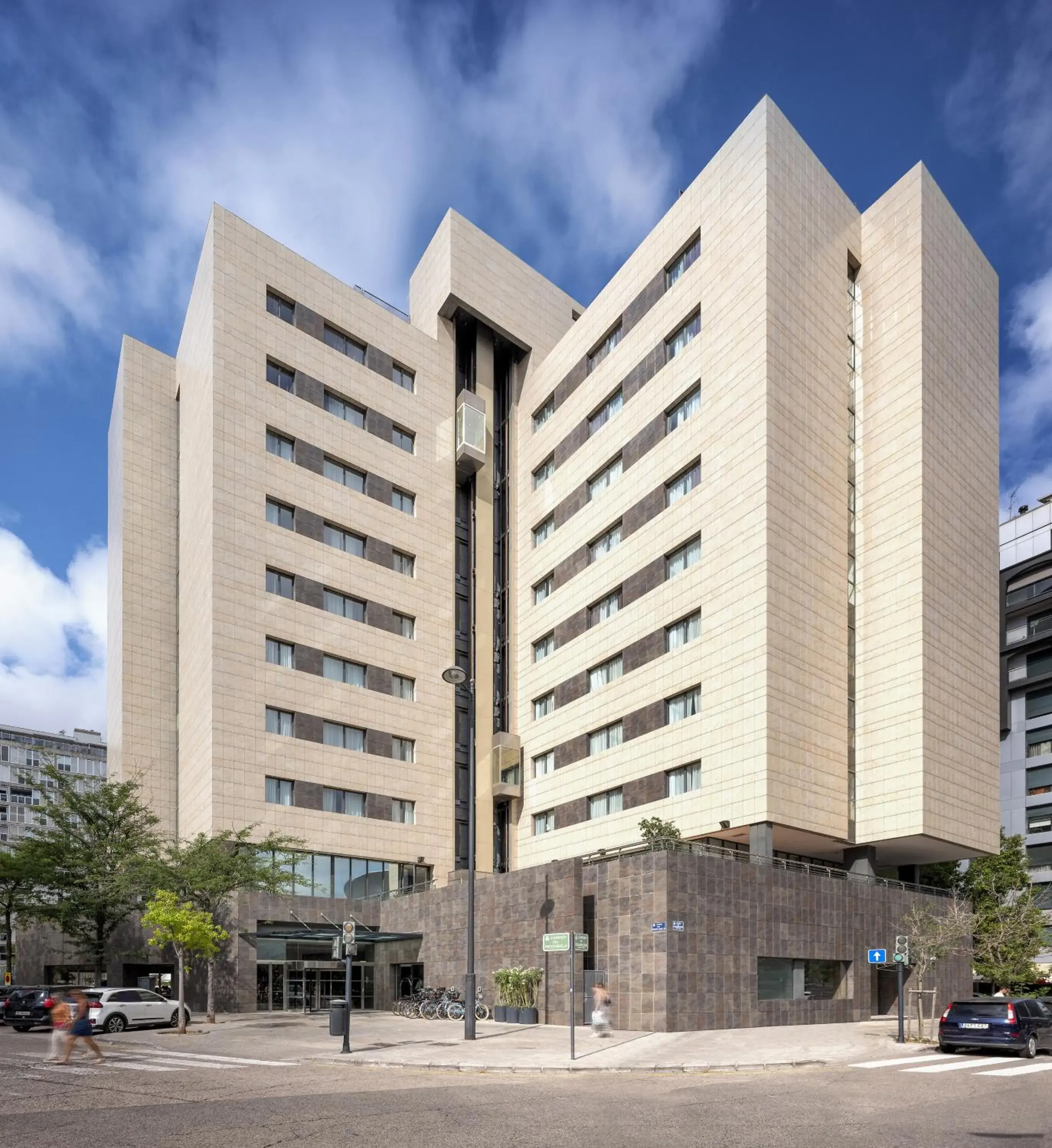 Property building in INNSiDE by Melia Valencia Oceanic Property building in INNSiDE by Melia Valencia Oceanic