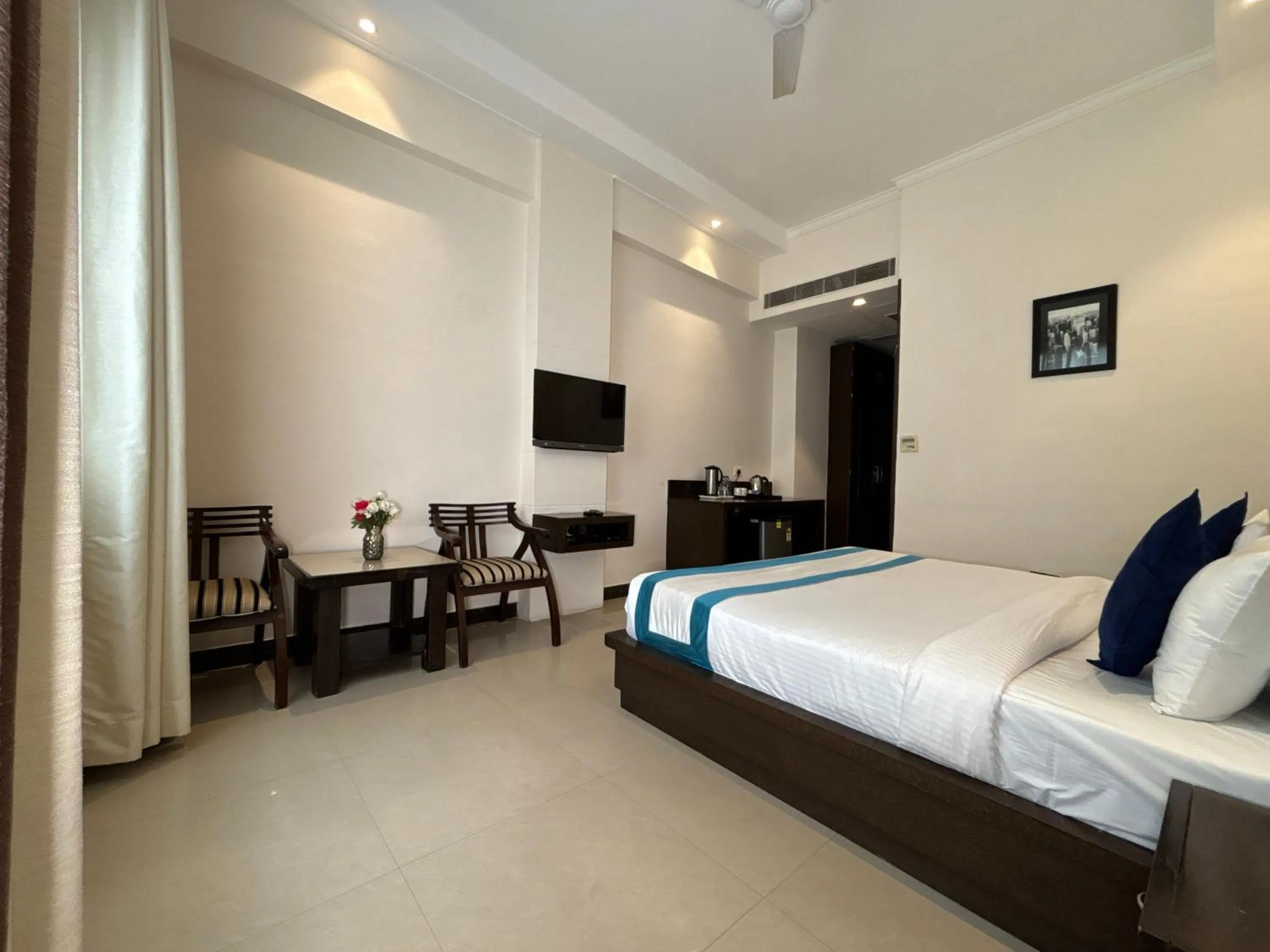 Bed in Hotel Crimson Palace