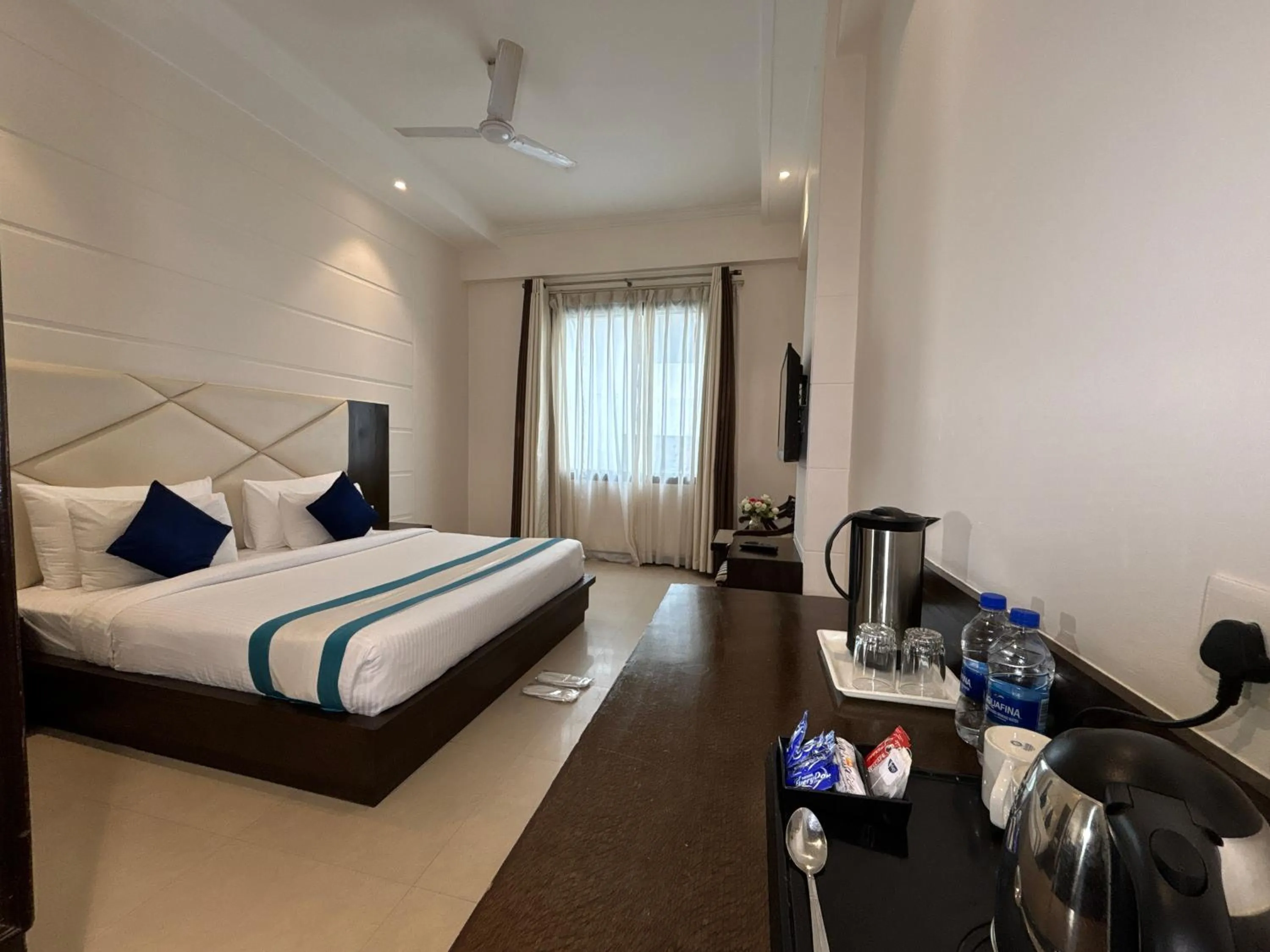 Photo of the whole room, Bed in Hotel Crimson Palace