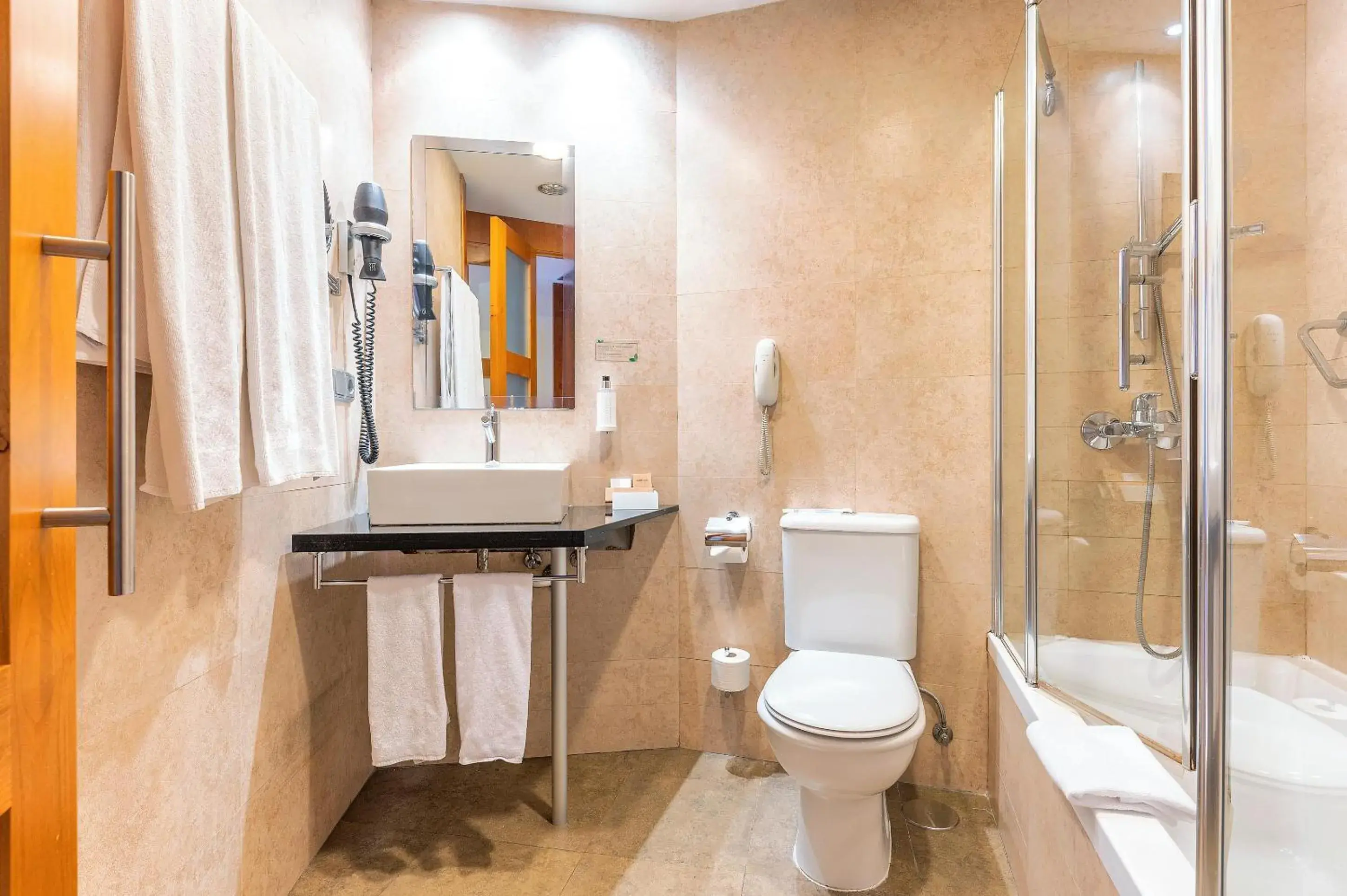 Bathroom in Port Azafata Valencia Bathroom in Port Azafata Valencia