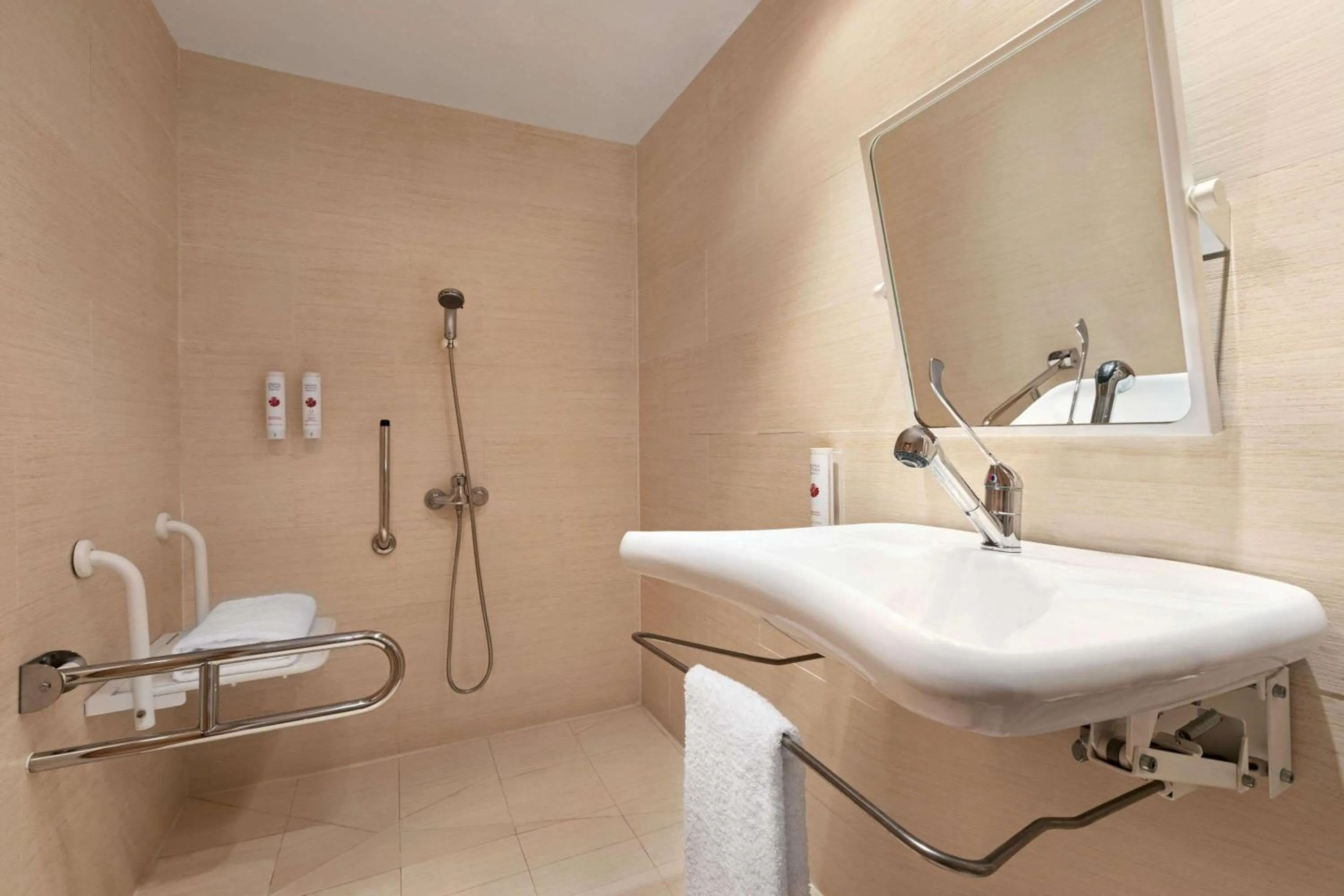 Bathroom in Ramada by Wyndham Valencia Almussafes