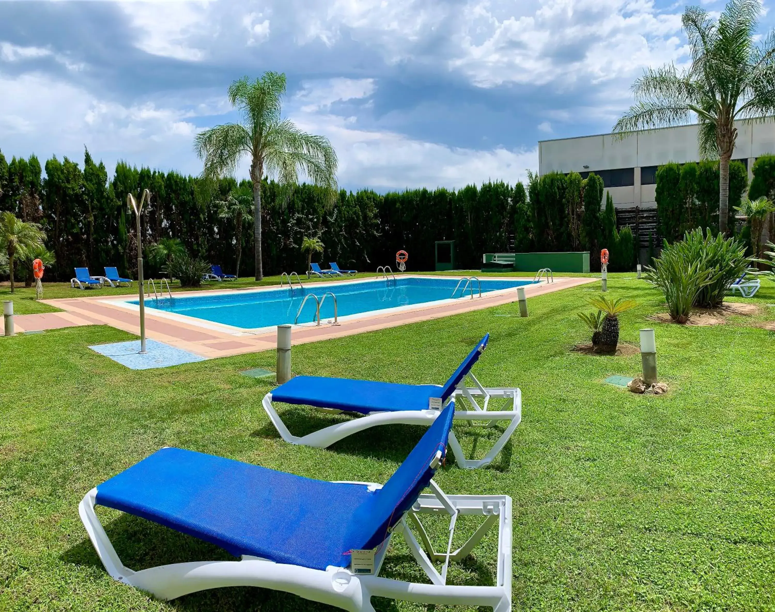 Swimming pool in Ramada by Wyndham Valencia Almussafes Swimming pool in Ramada by Wyndham Valencia Almussafes