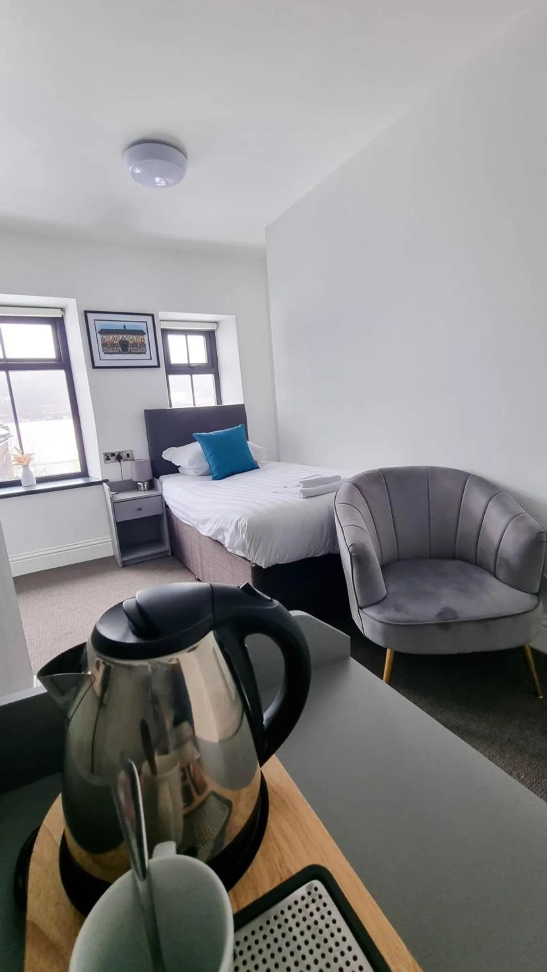 Bed in The Friendship Hotel