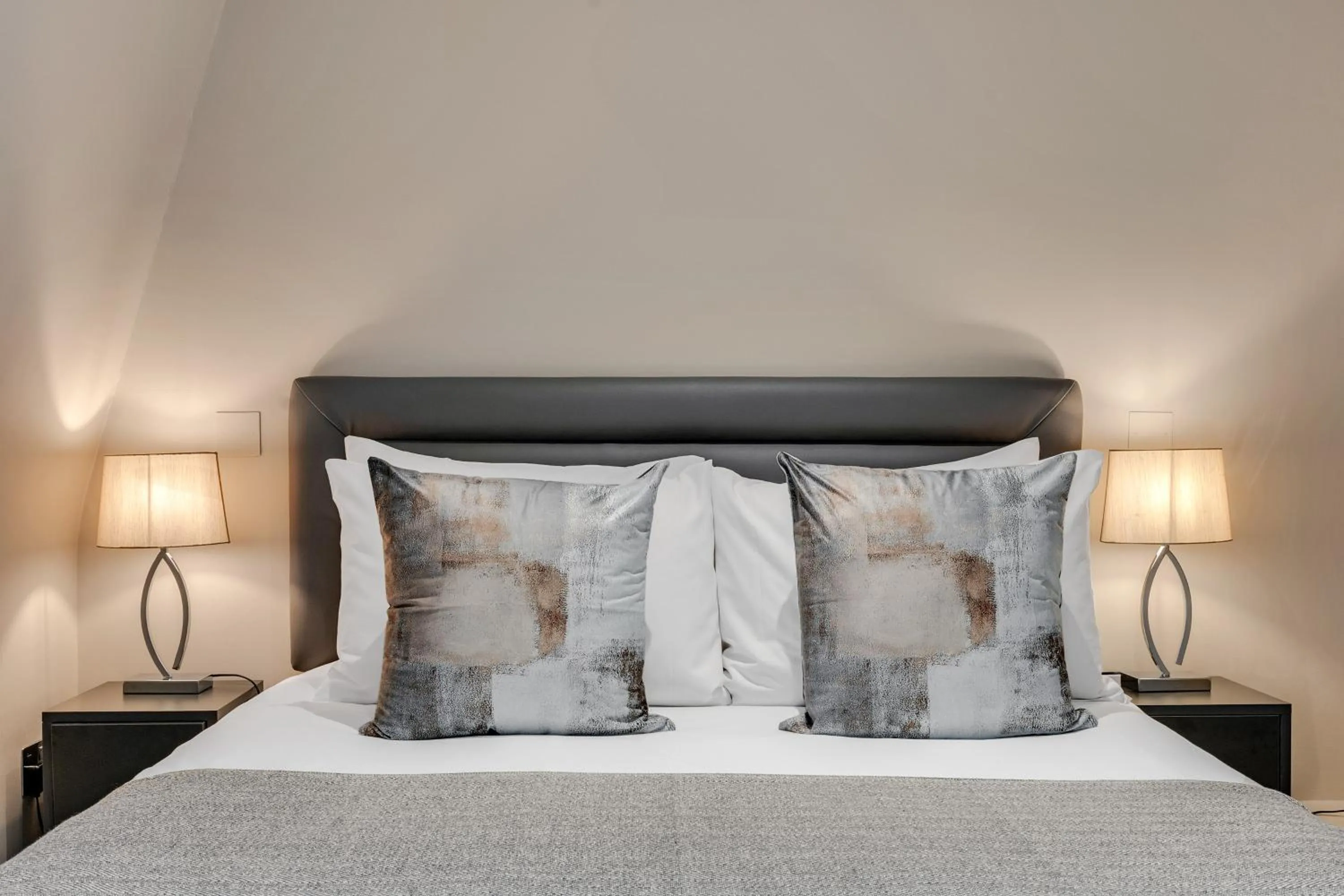 Bed in Cleveland Residences Farringdon