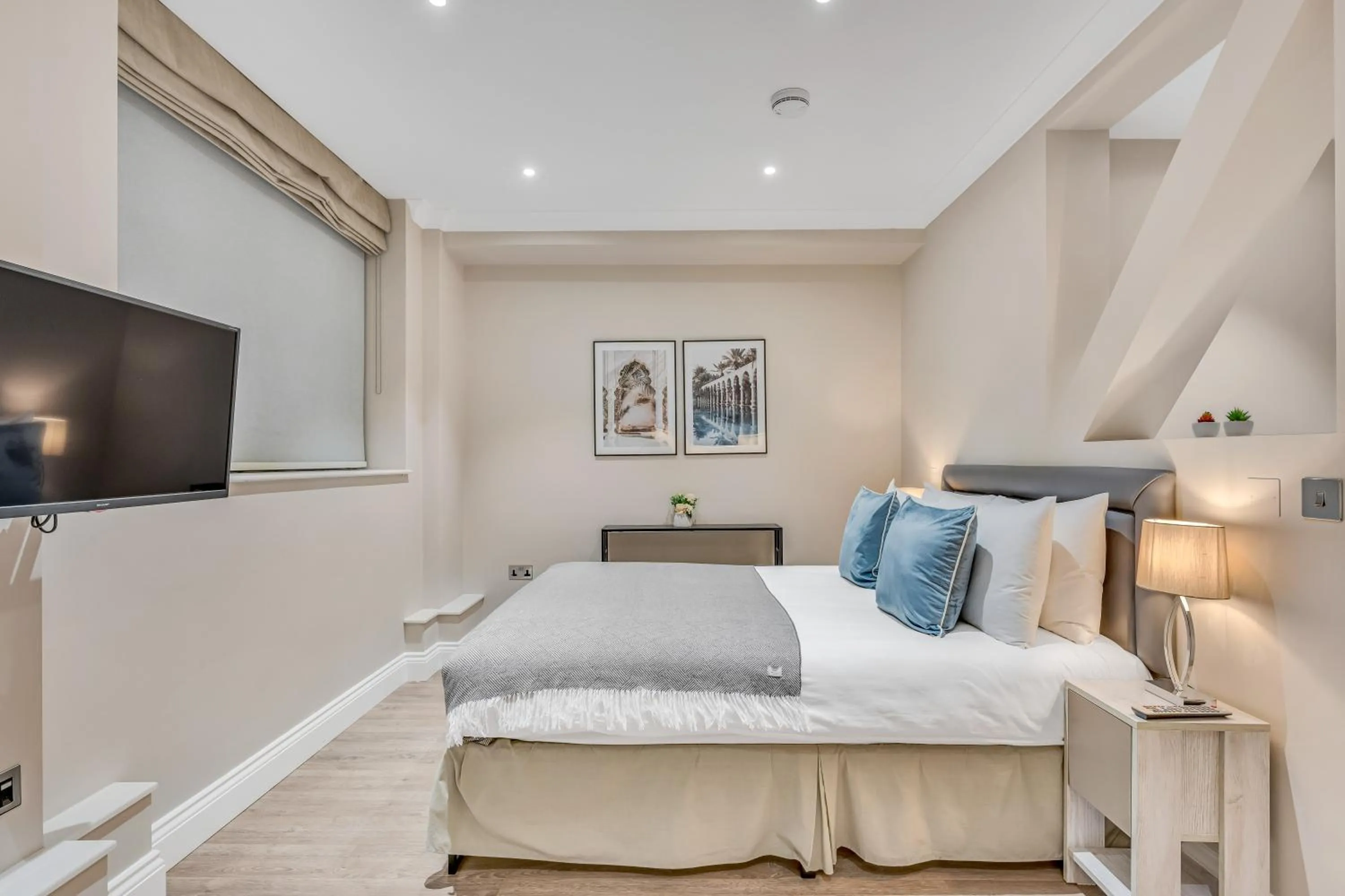 Bed in Cleveland Residences Farringdon