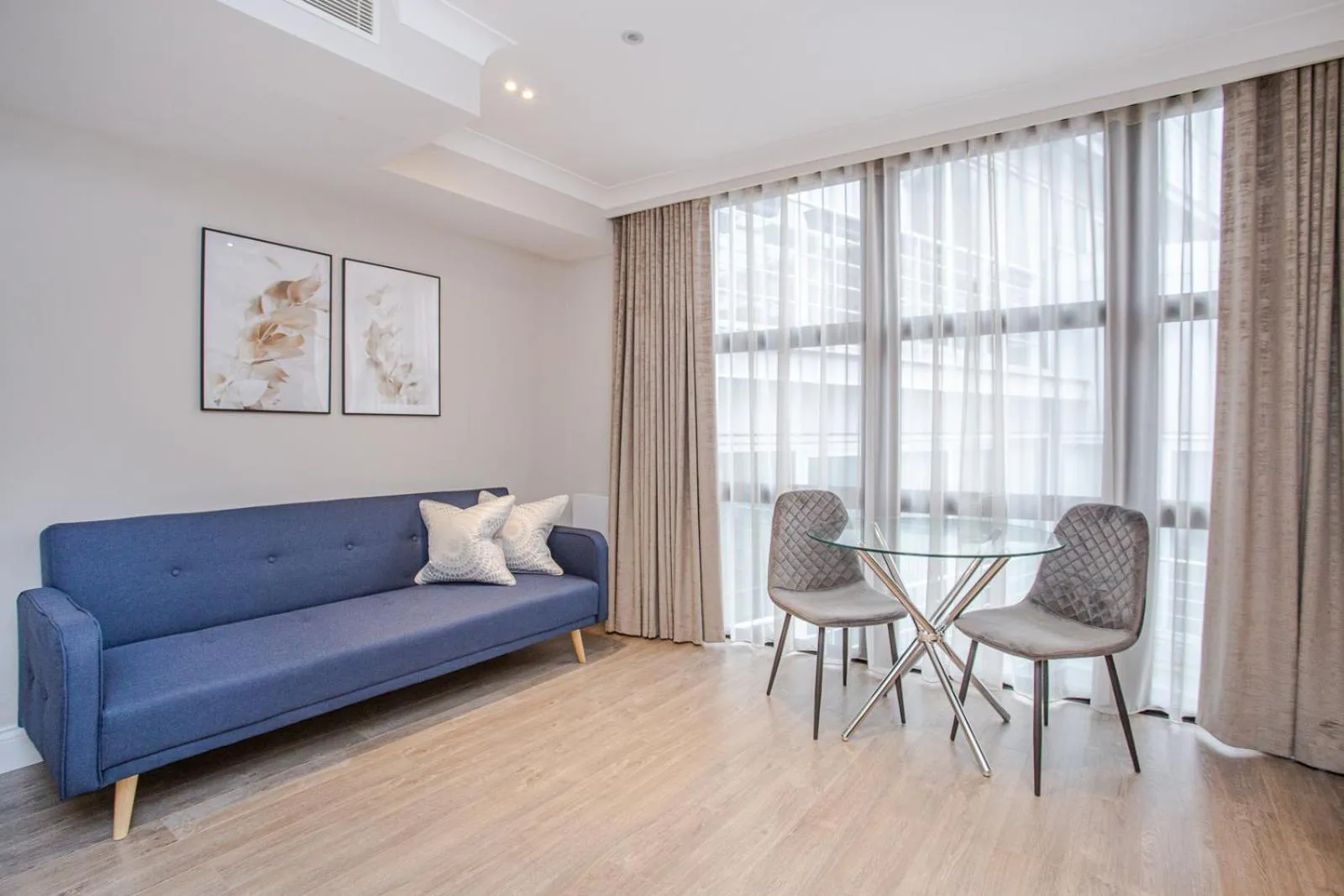 Living room in Cleveland Residences Farringdon