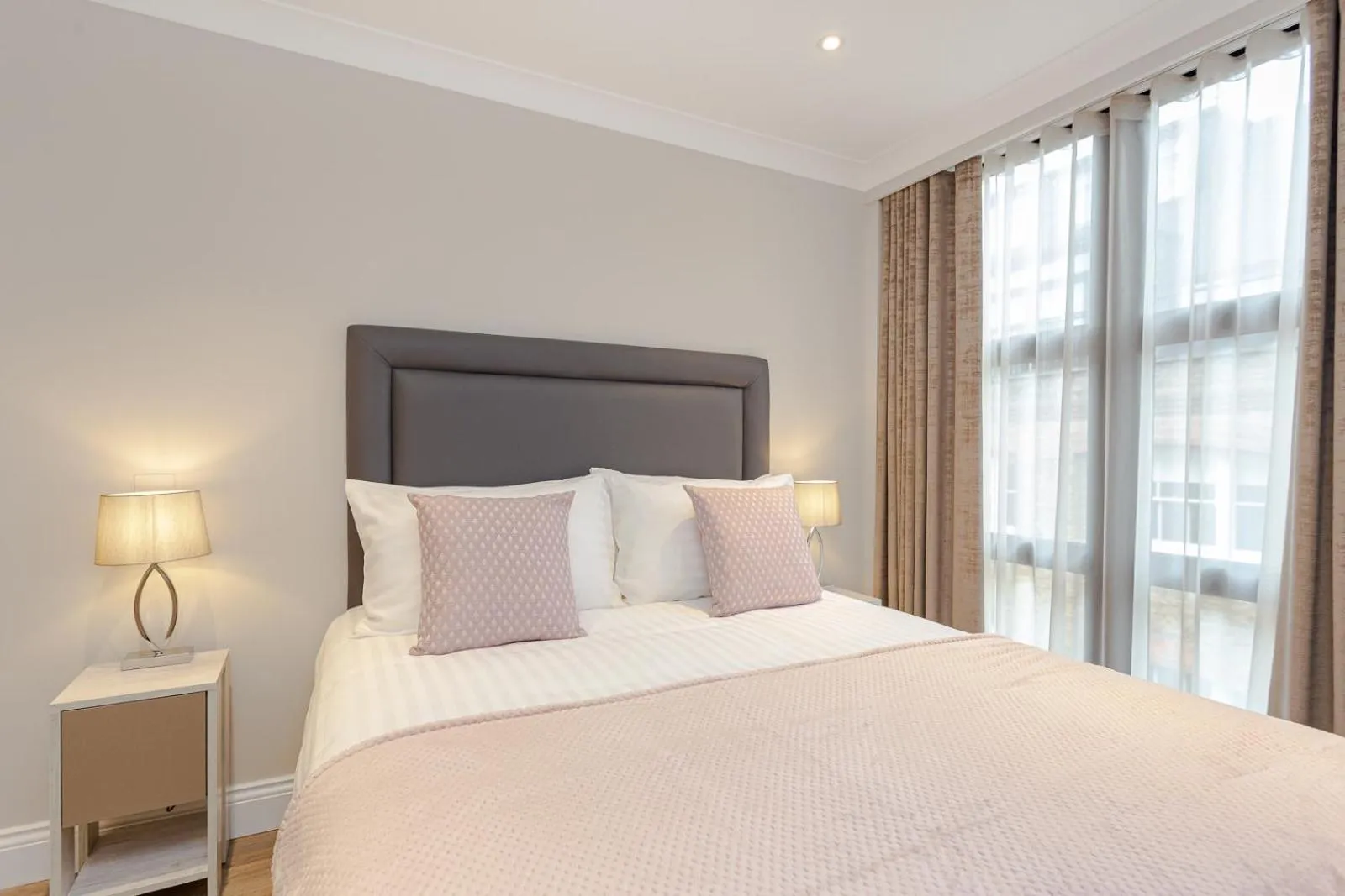 Bed in Cleveland Residences Farringdon