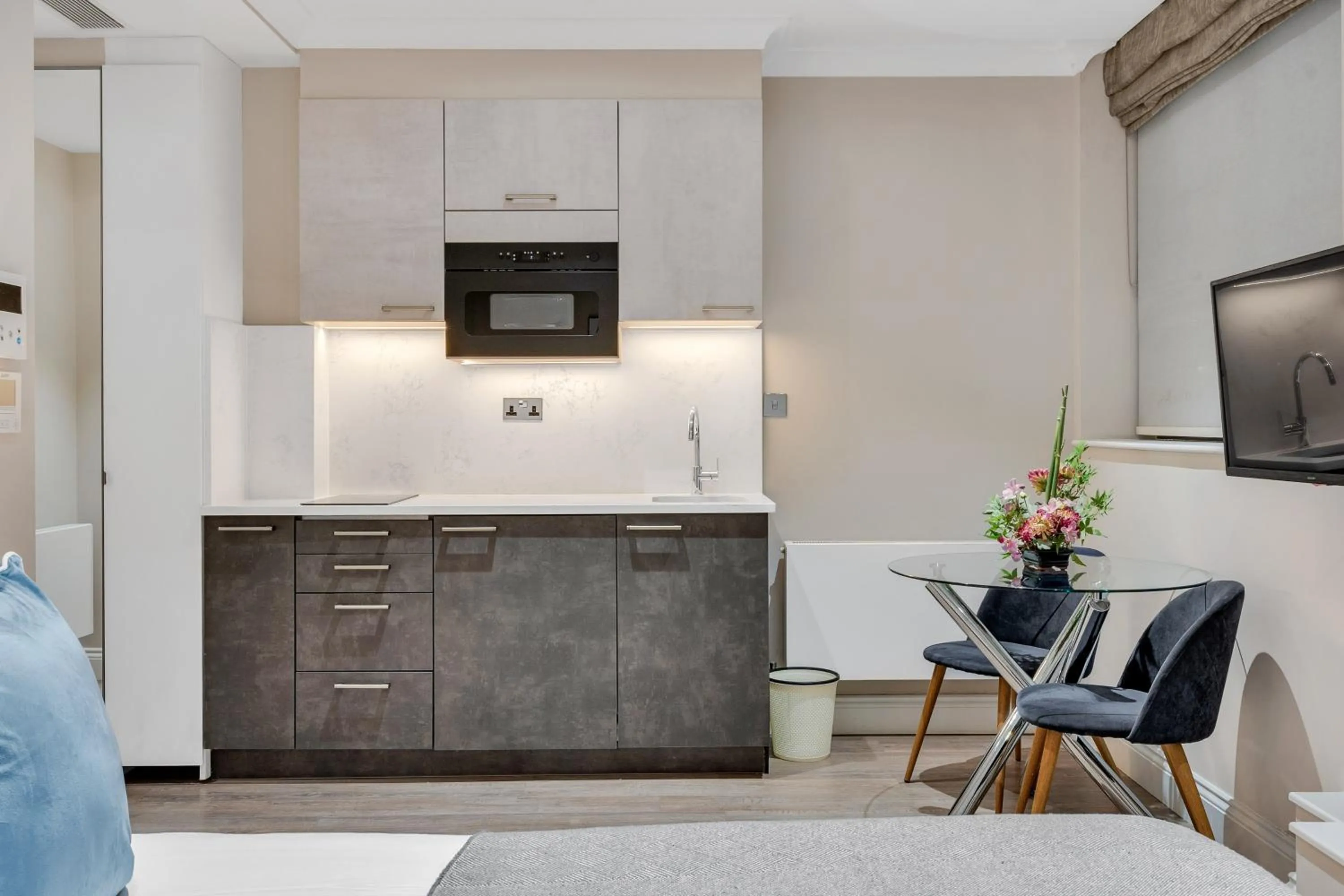 TV and multimedia in Cleveland Residences Farringdon