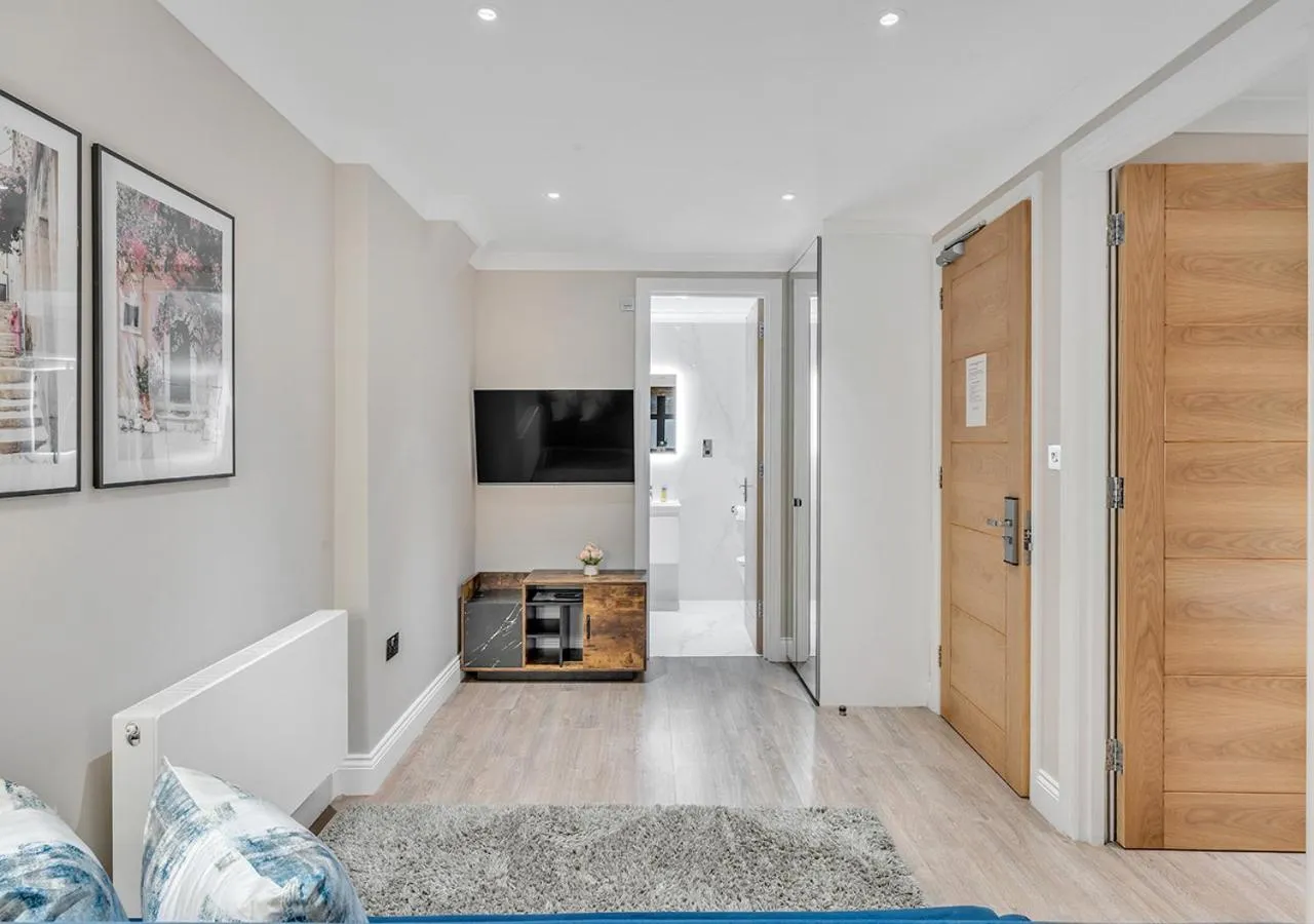 TV and multimedia in Cleveland Residences Farringdon