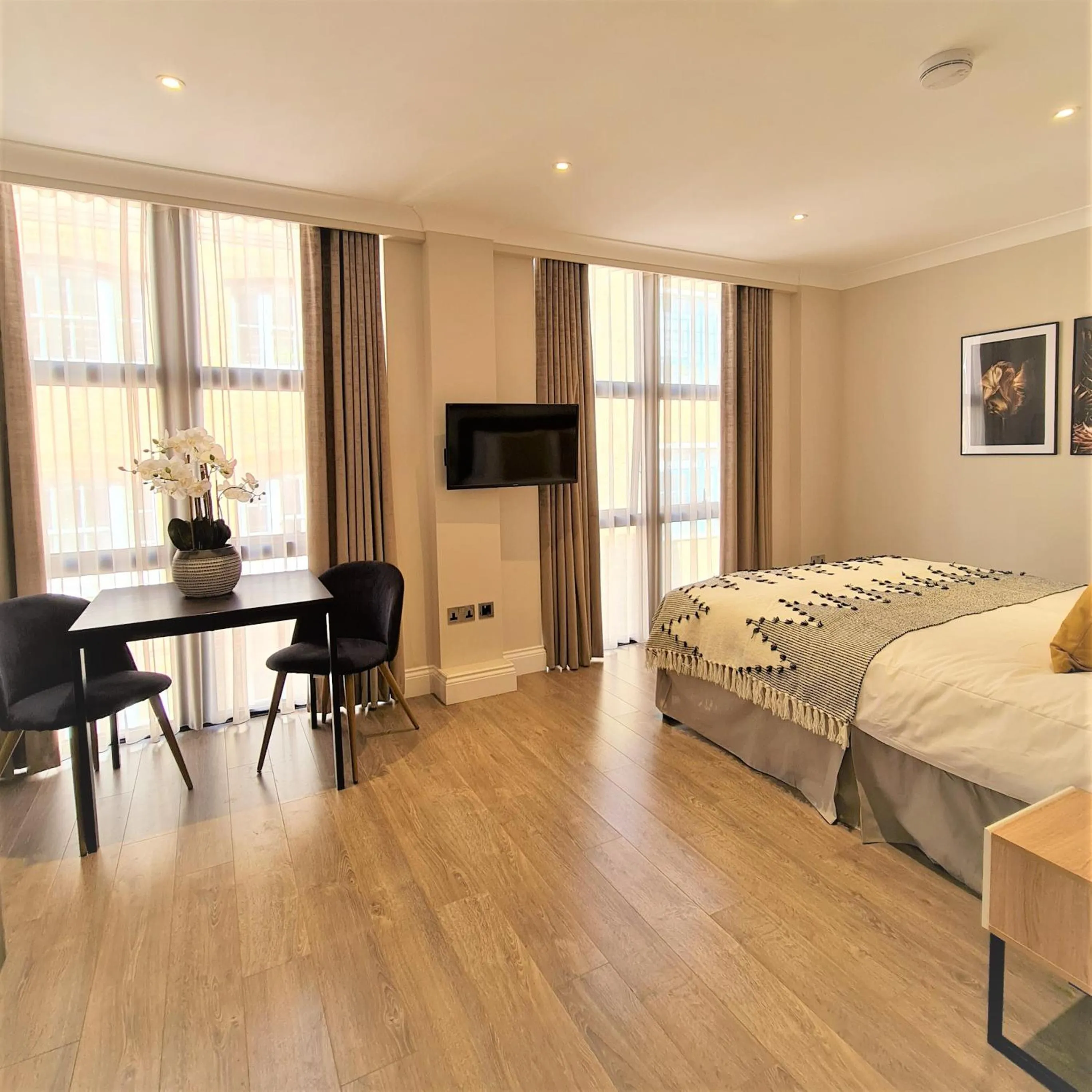 Bed in Cleveland Residences Farringdon