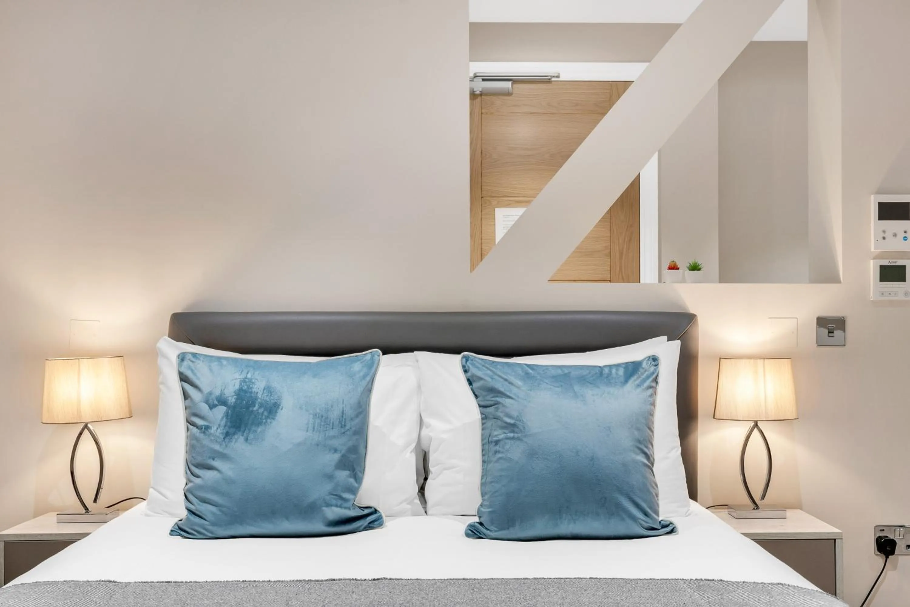 Bed in Cleveland Residences Farringdon