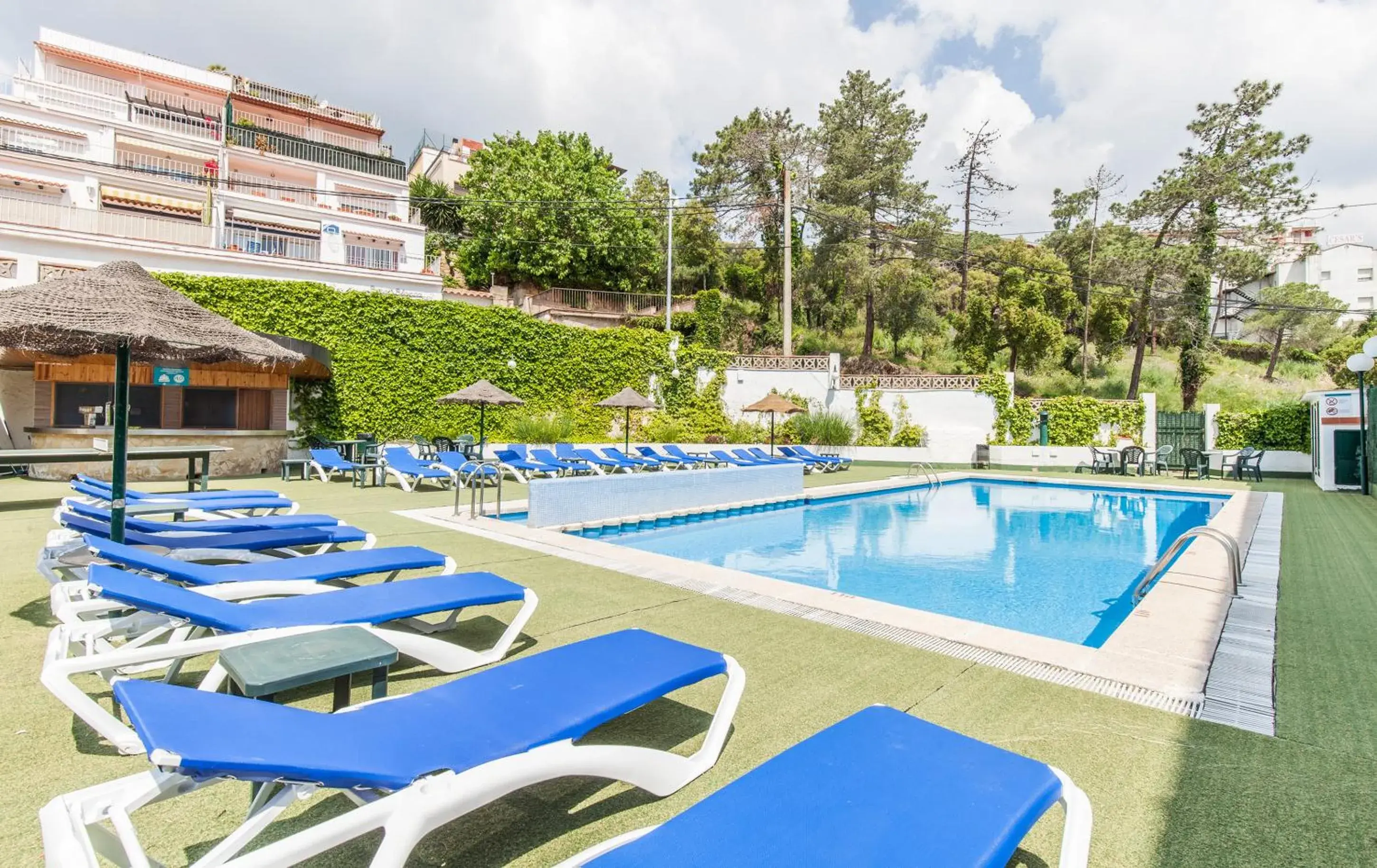 Swimming pool in BLUESEA Montevista Hawai Swimming pool in BLUESEA Montevista Hawai