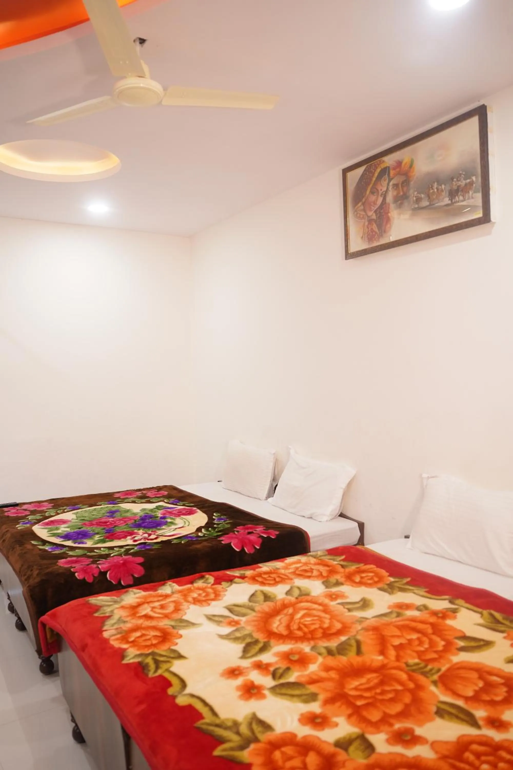 Bed in Hotel Raj Palace