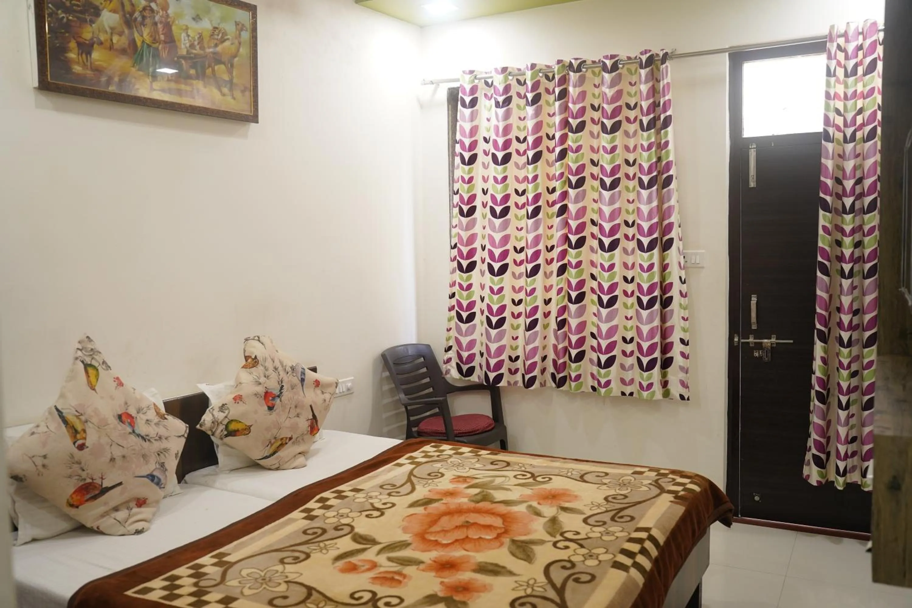 Bed in Hotel Raj Palace