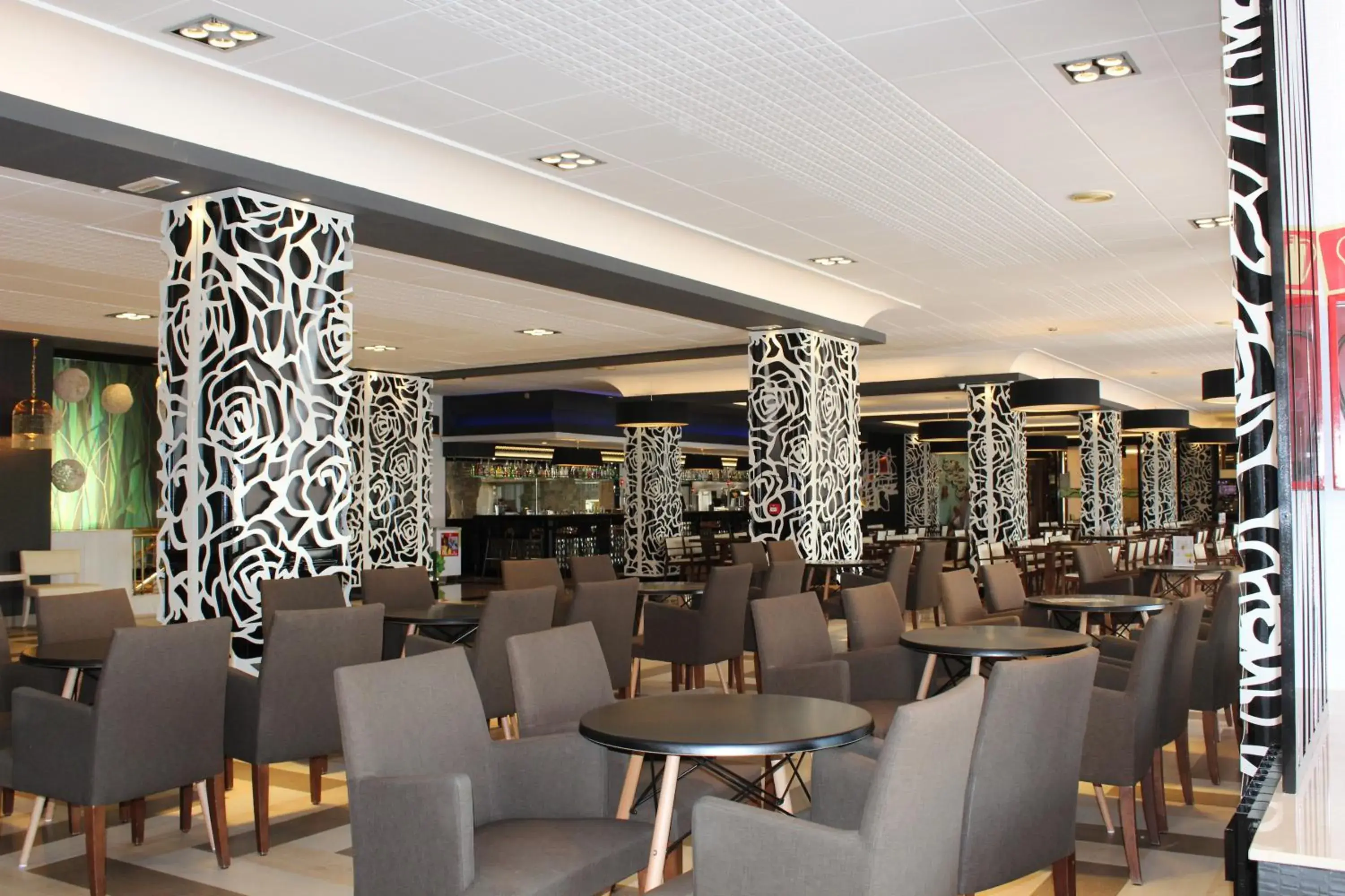 Restaurant/places to eat in Evenia Olympic Resort Restaurant/places to eat in Evenia Olympic Resort