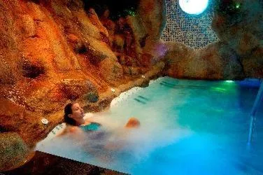 People in Evenia Olympic Resort