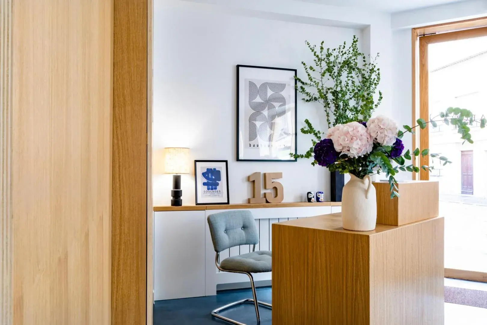 Facade/entrance in Baba Hotel Facade/entrance in Baba Hotel