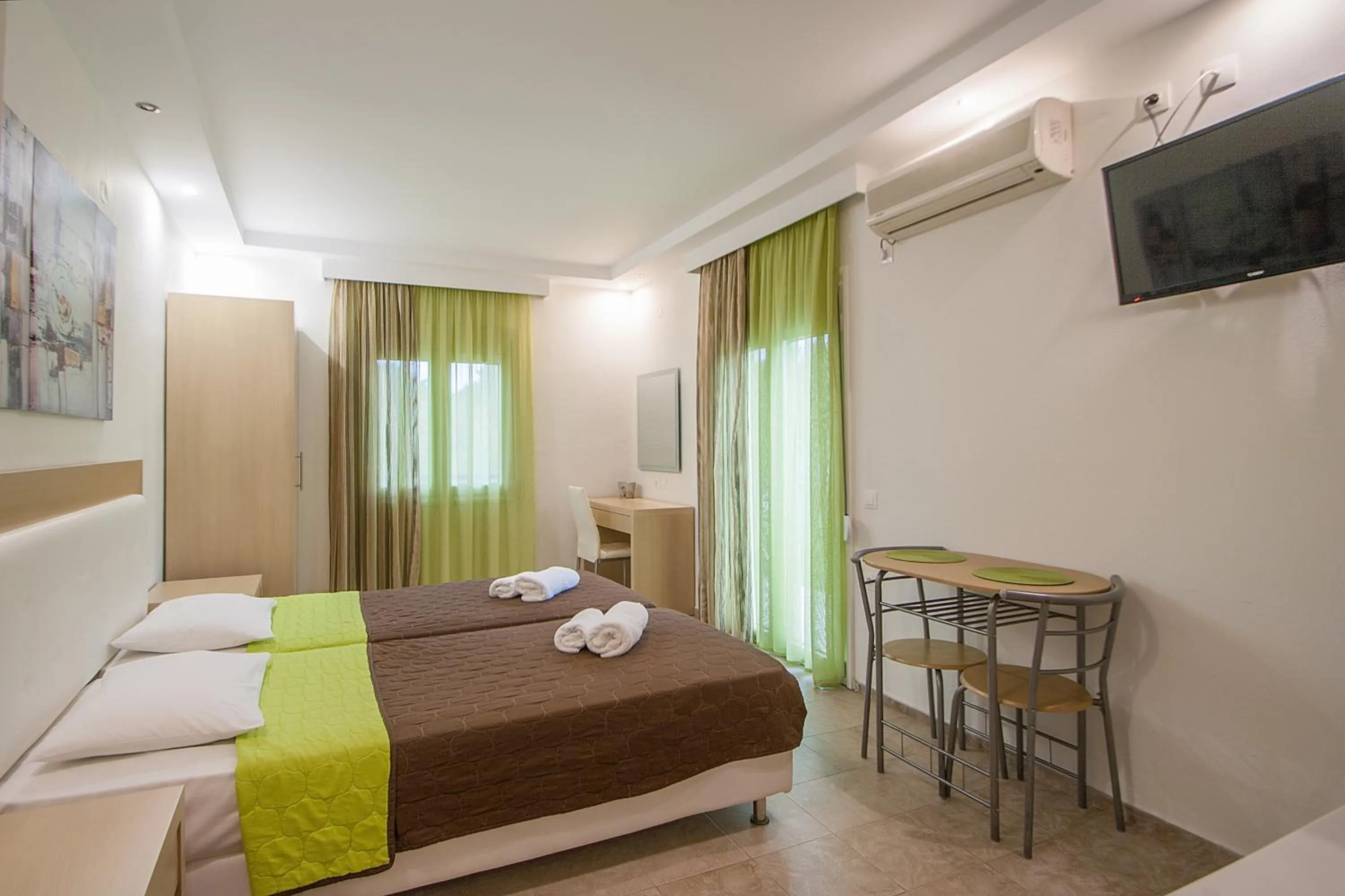 Bedroom, Bed in Villa ALEXIS