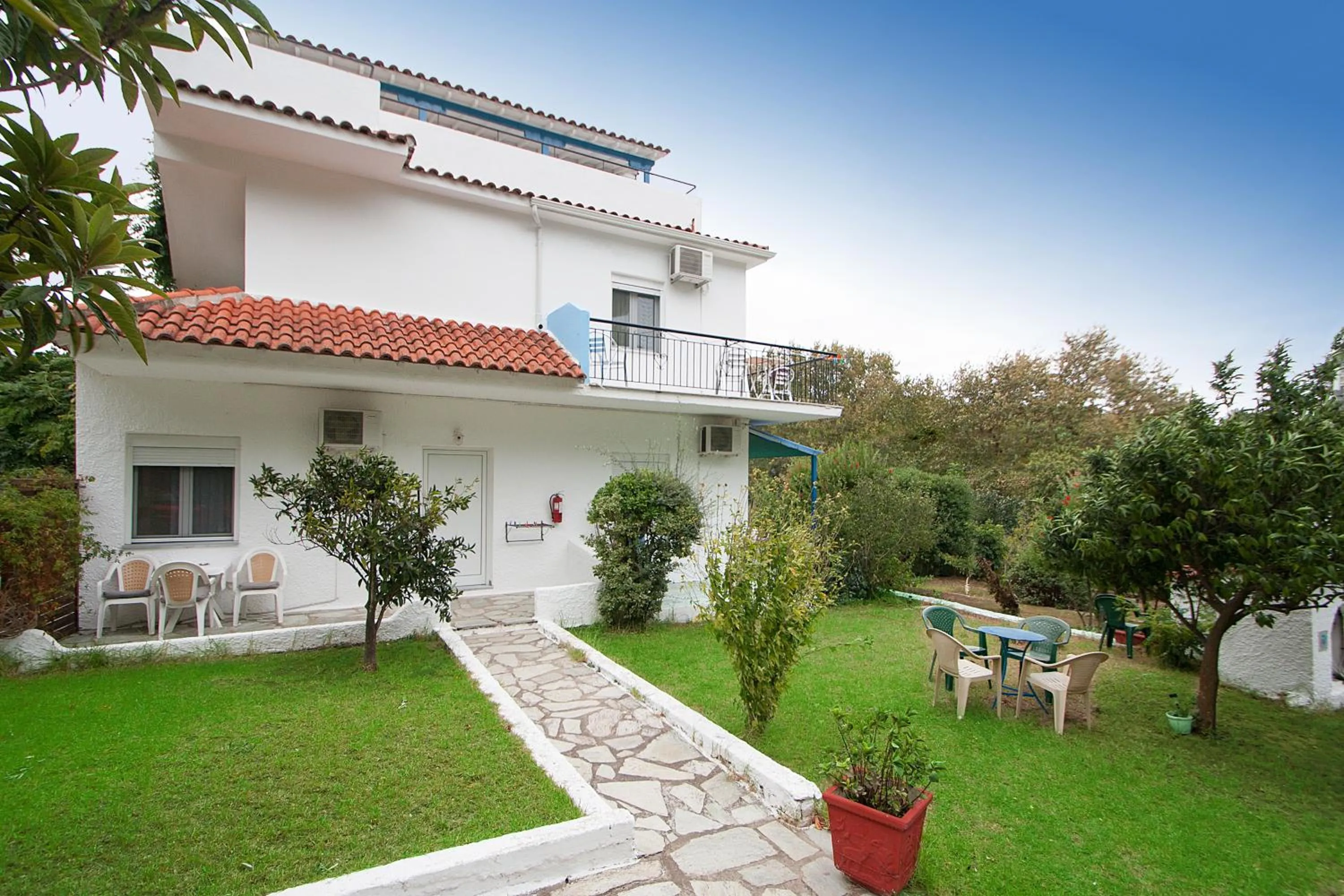 Property building in Villa ALEXIS