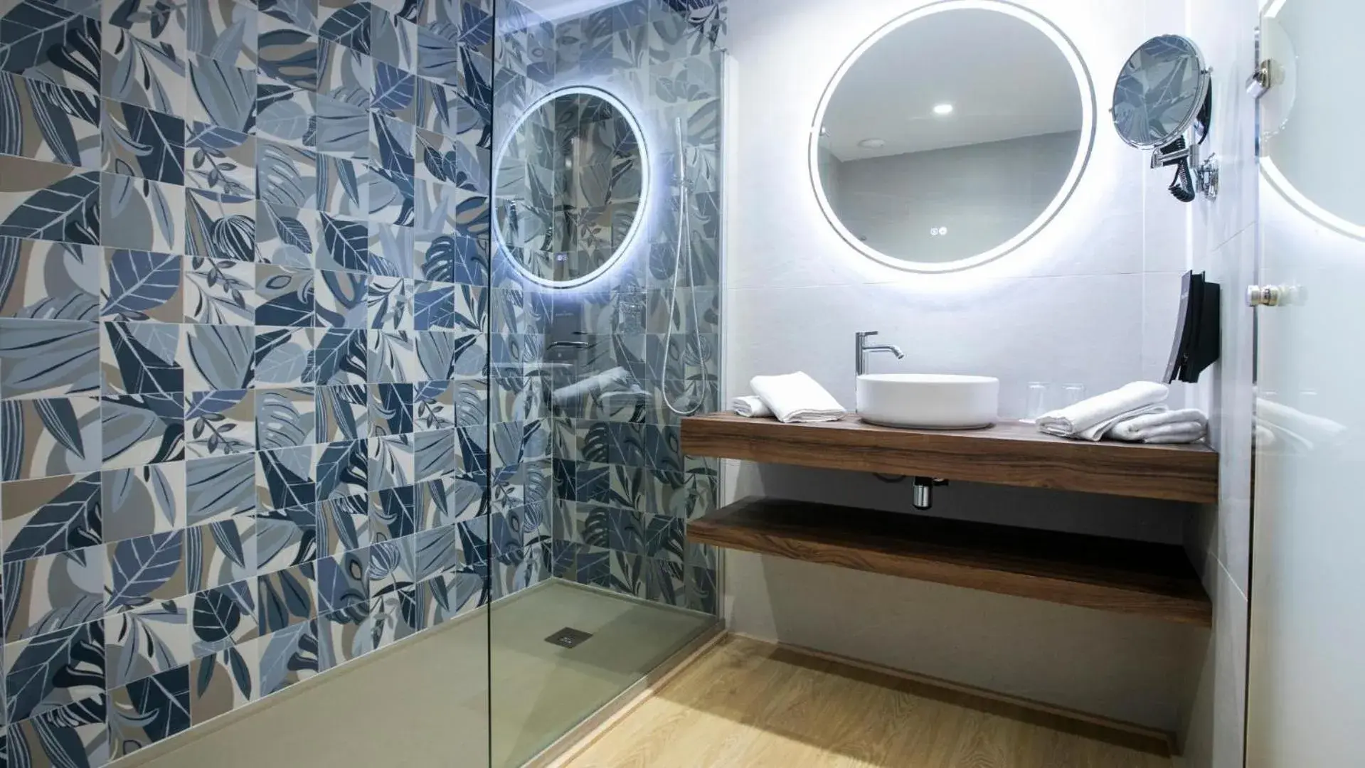 Bathroom in Evenia Olympic Suites Bathroom in Evenia Olympic Suites