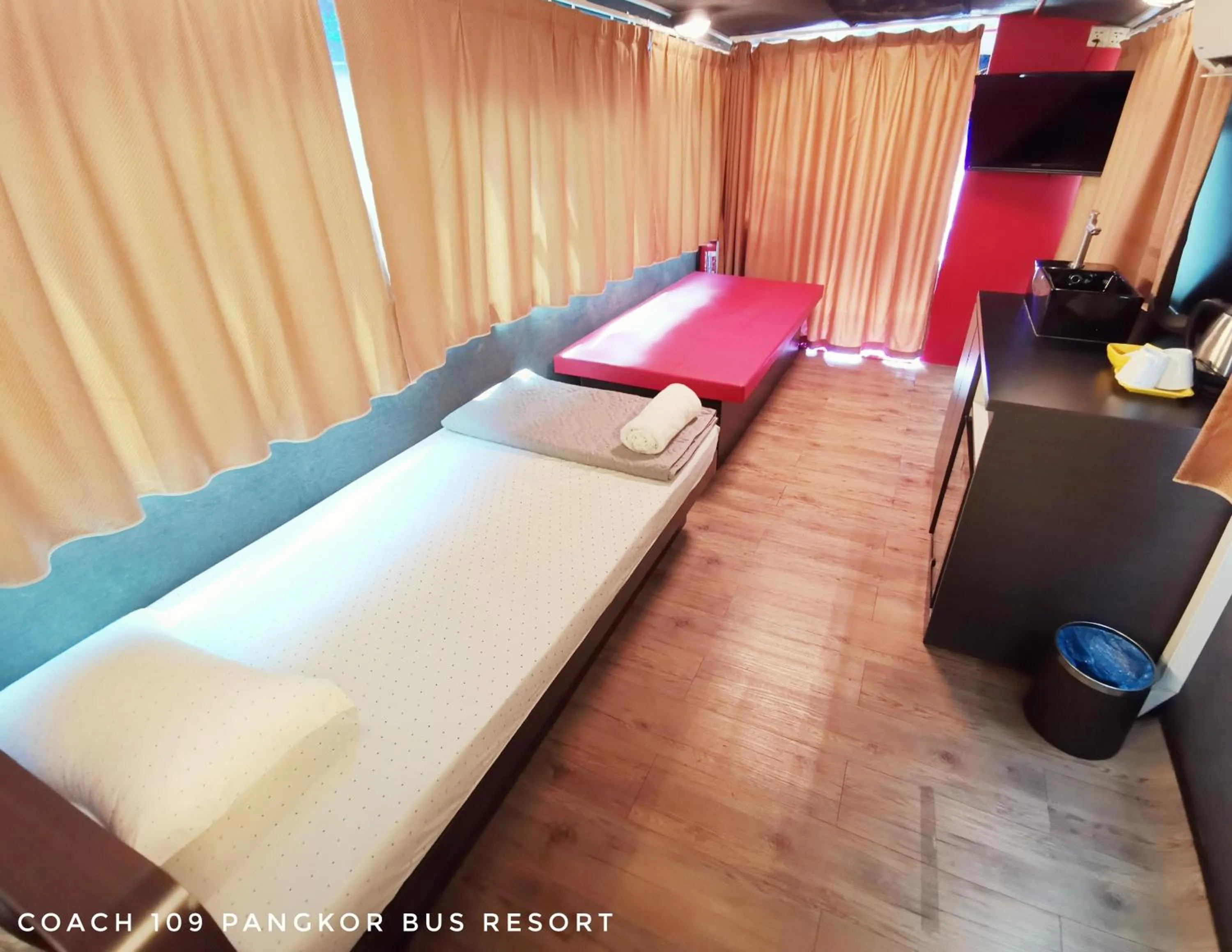 Bed in Pangkor Bus Resort by BESLA