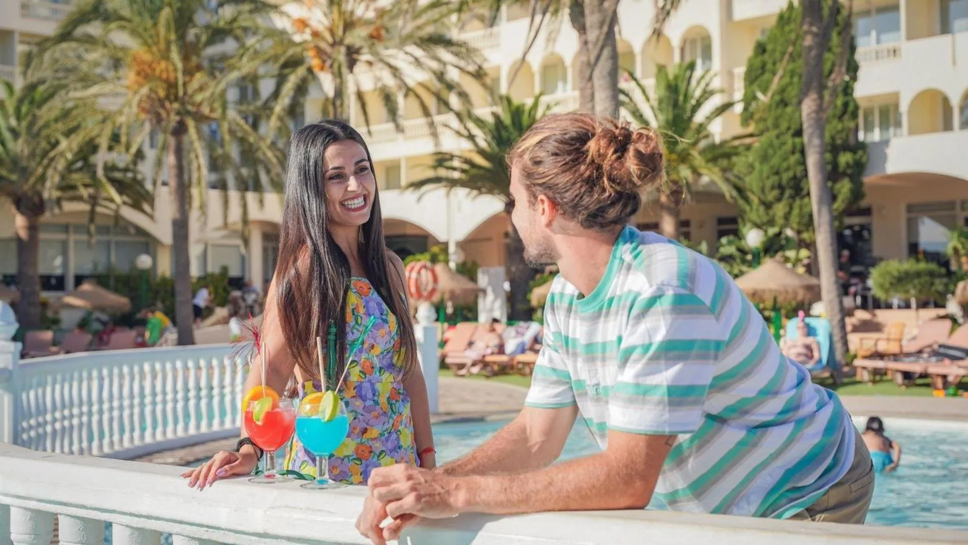 Lounge or bar in Evenia Zoraida Garden