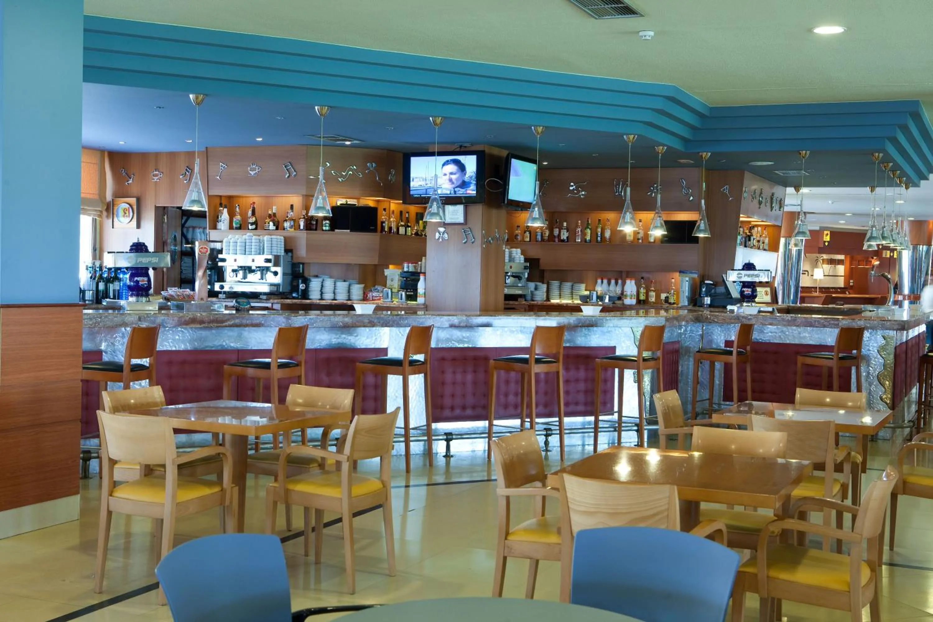 Lounge or bar in Evenia Zoraida Resort