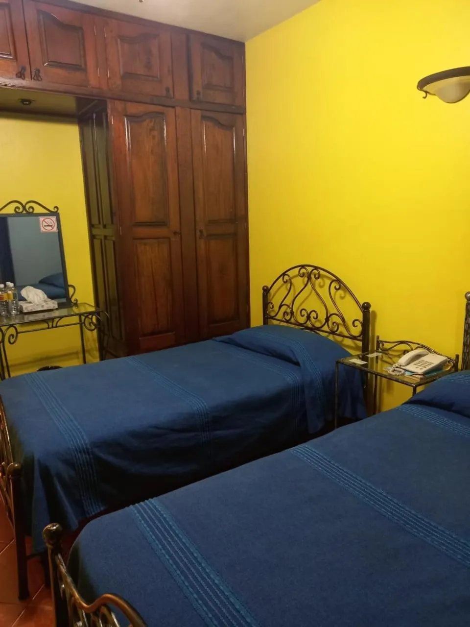 Bedroom, Bed in Hotel Doña Alicia