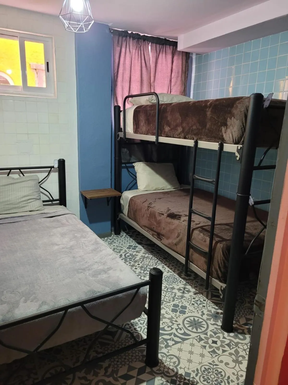 4-Bed Male Dormitory Room  in Mala Vecindad Centro Historico