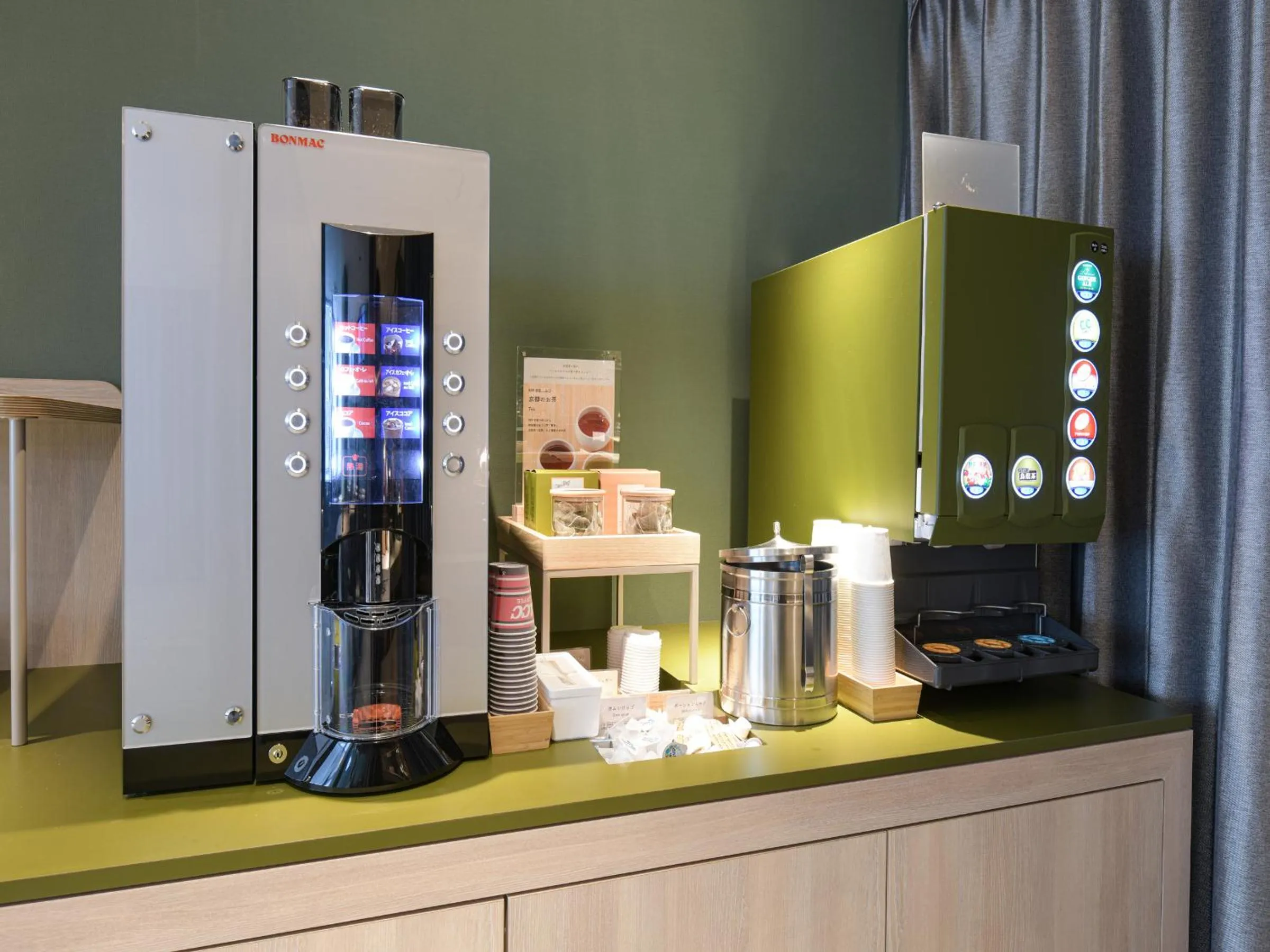 Coffee/tea facilities in Vessel Inn Takadanobaba Station