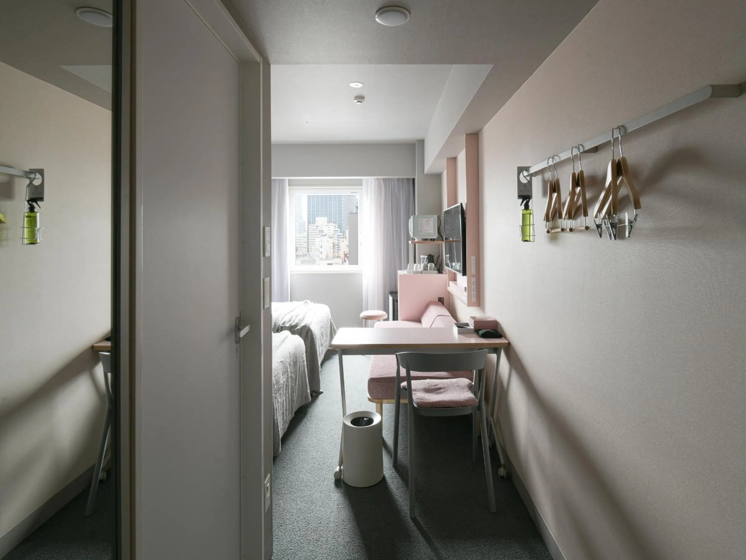 Photo of the whole room, Bed in Vessel Inn Takadanobaba Station