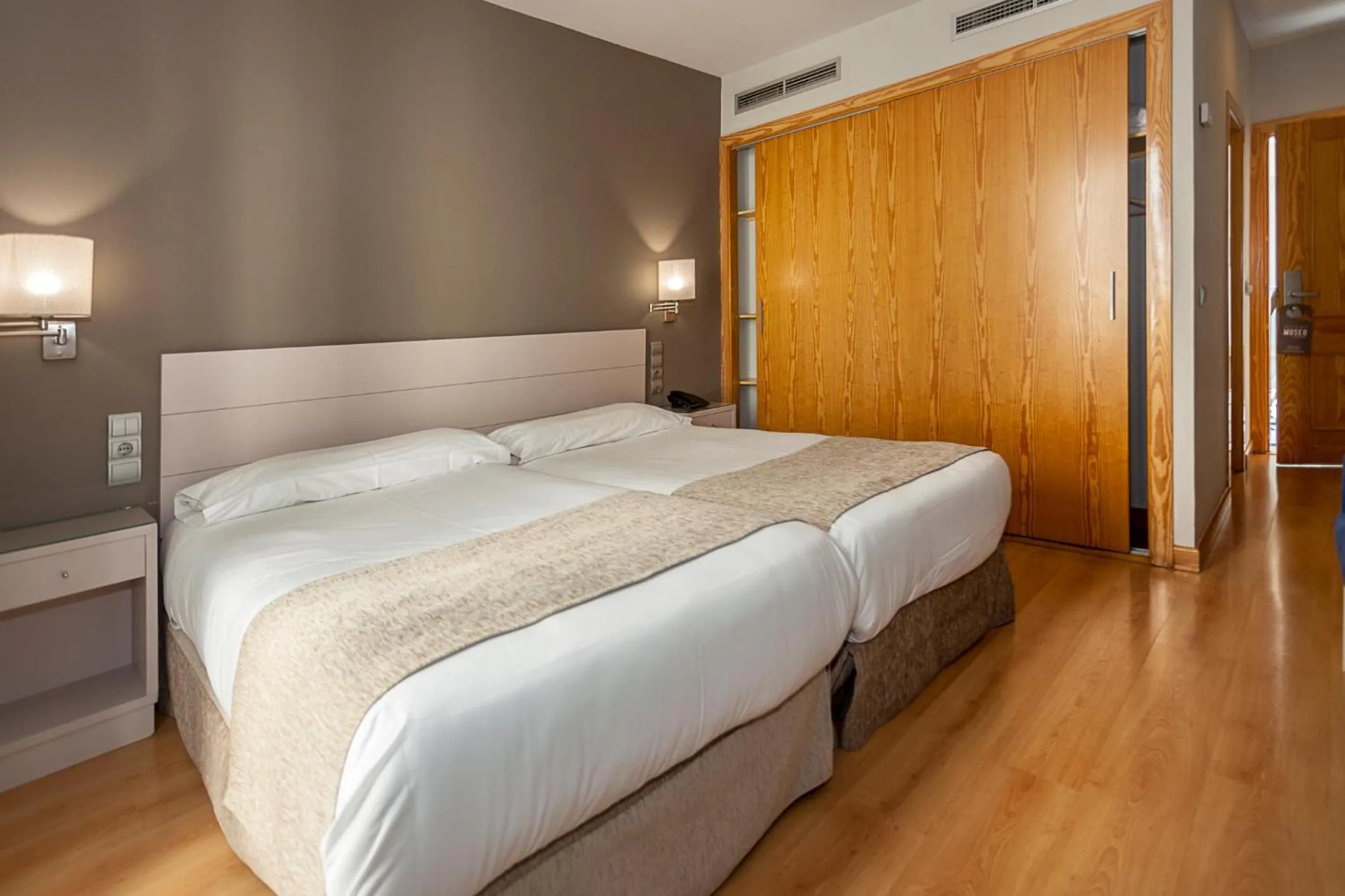 Bedroom, Bed in Hotel AACR Museo