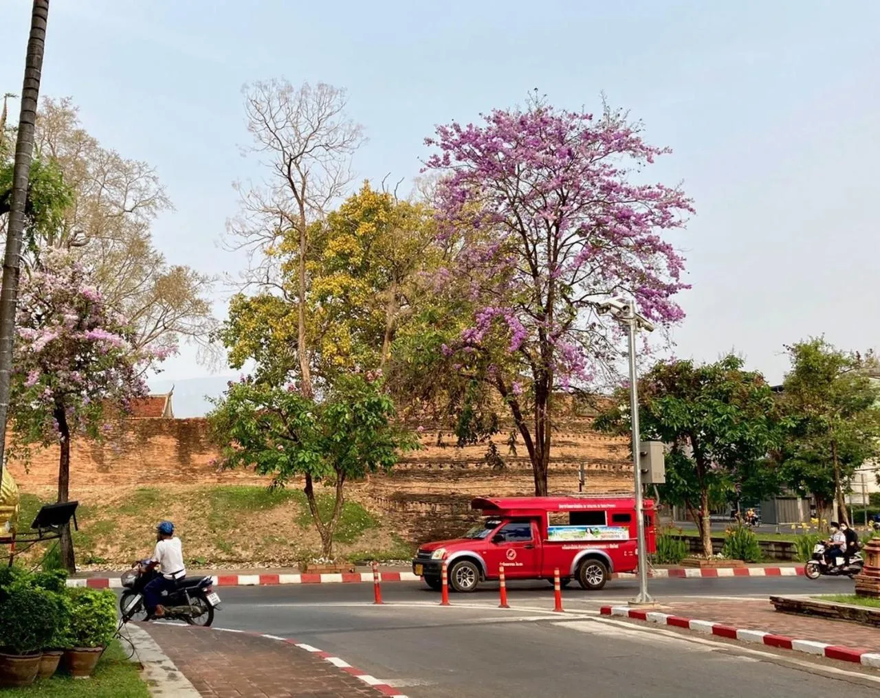 Nearby landmark in Triple Palms House