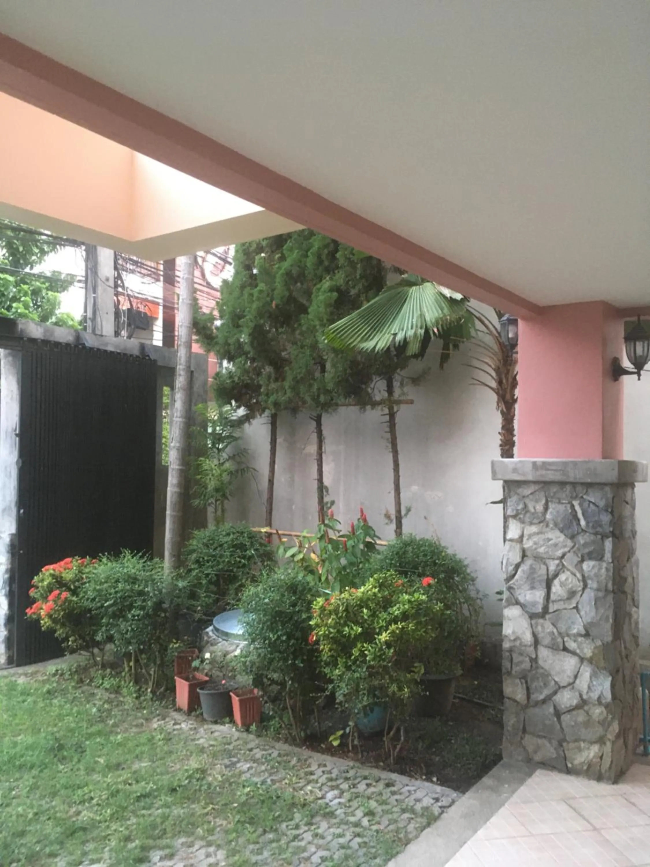 Property building in Triple Palms House