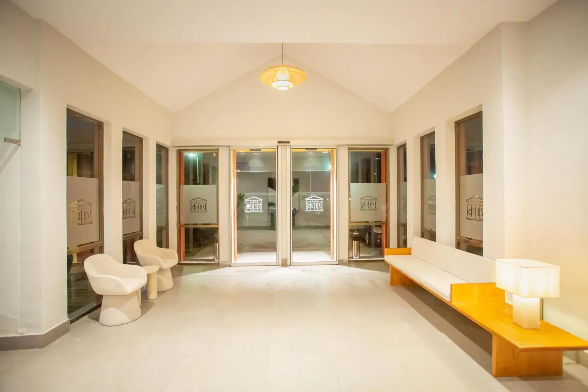 Lobby or reception in Hotel Zeus Lobby or reception in Hotel Zeus