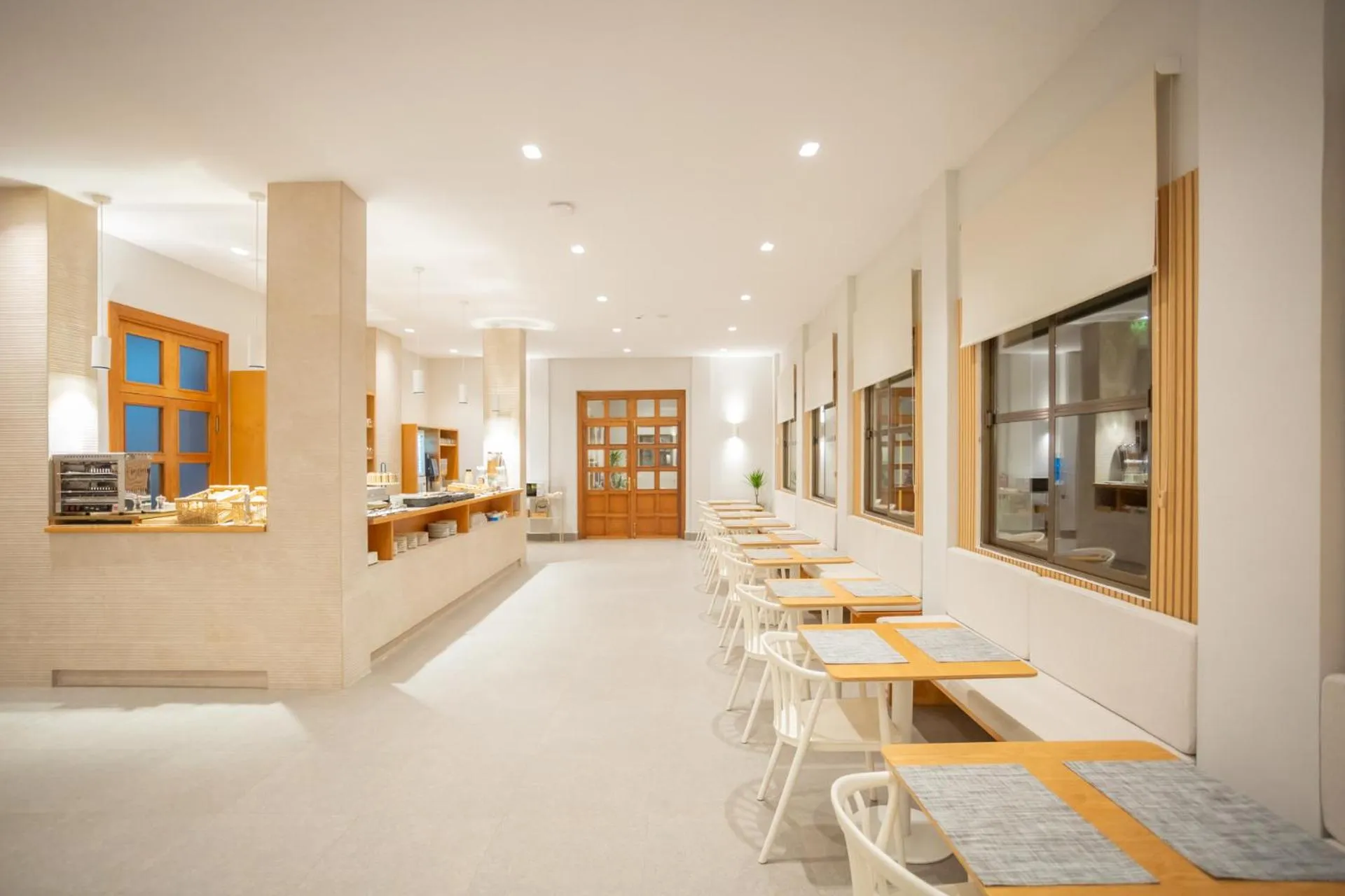 Buffet breakfast in Hotel Zeus