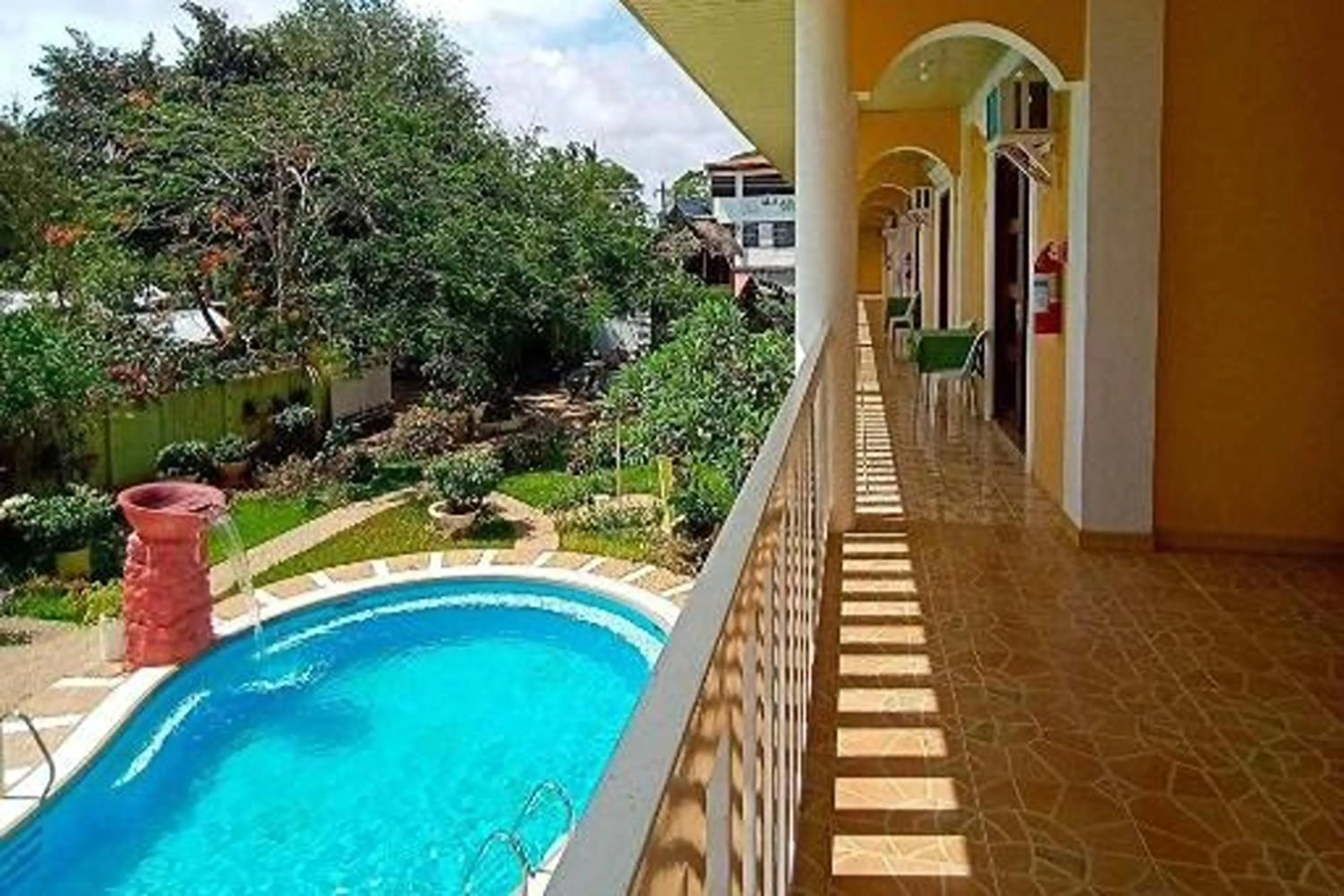 Swimming pool in Hanbee's Resort Puerto Princesa Palawan