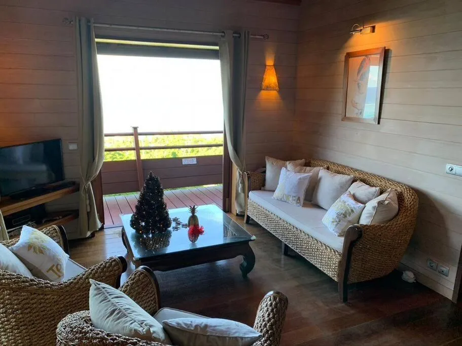 TV and multimedia, Bed in Villa Moana