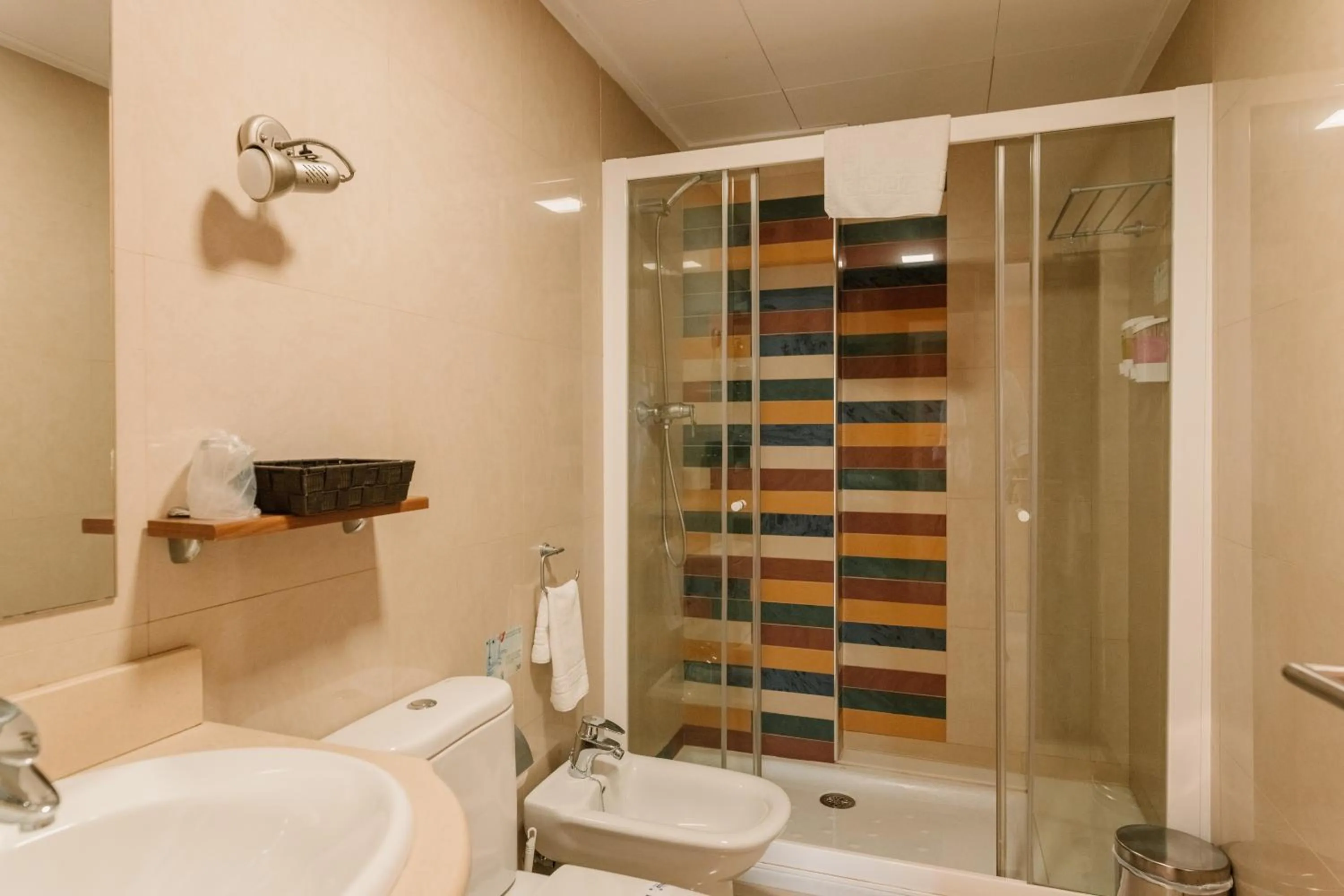 Bathroom in Aparthotel Bahía