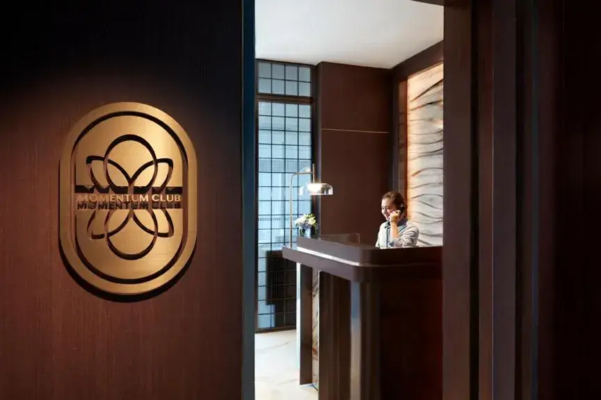 Restaurant/places to eat in Momentus Hotel Alexandra Restaurant/places to eat in Momentus Hotel Alexandra