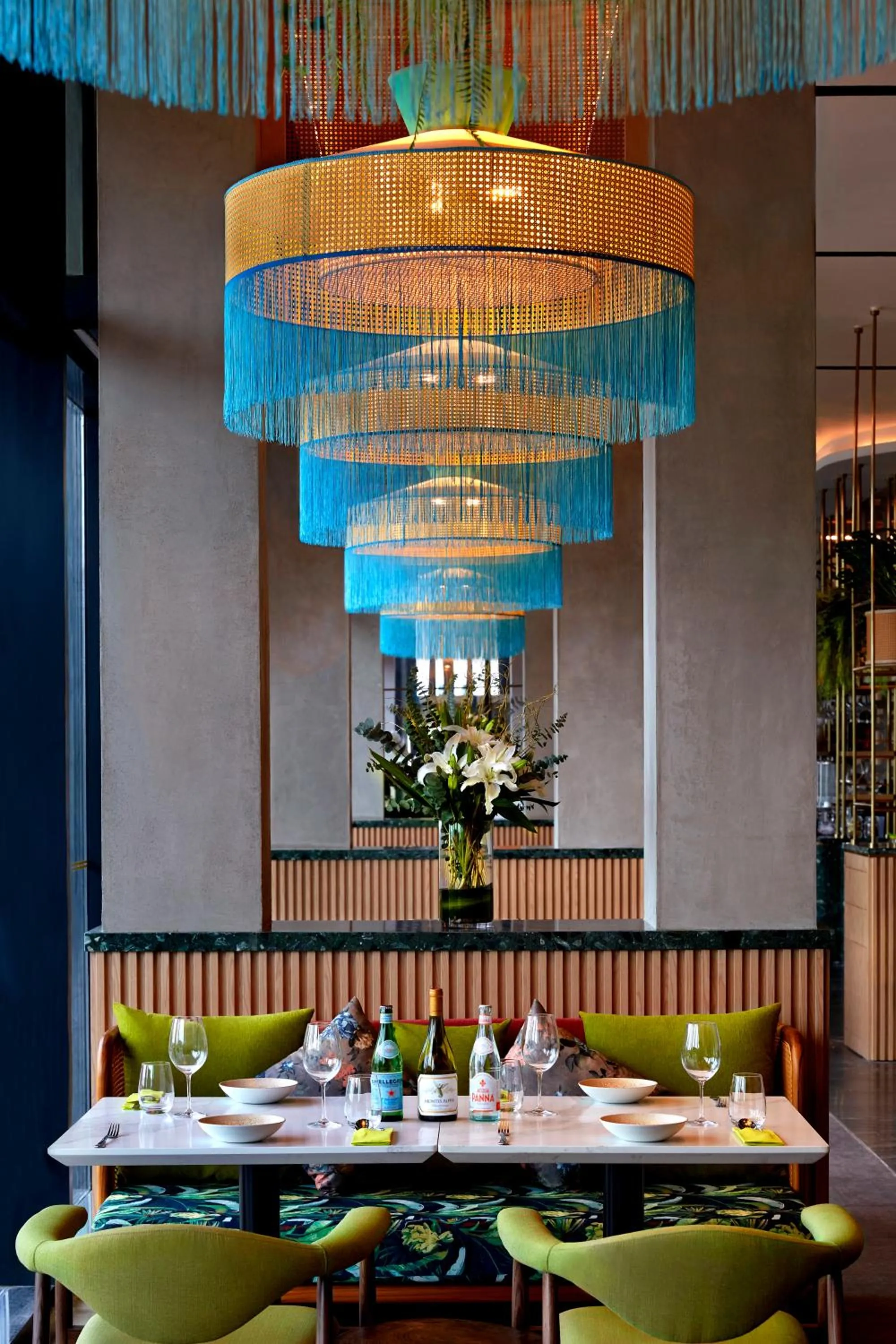 Restaurant/places to eat in Momentus Hotel Alexandra