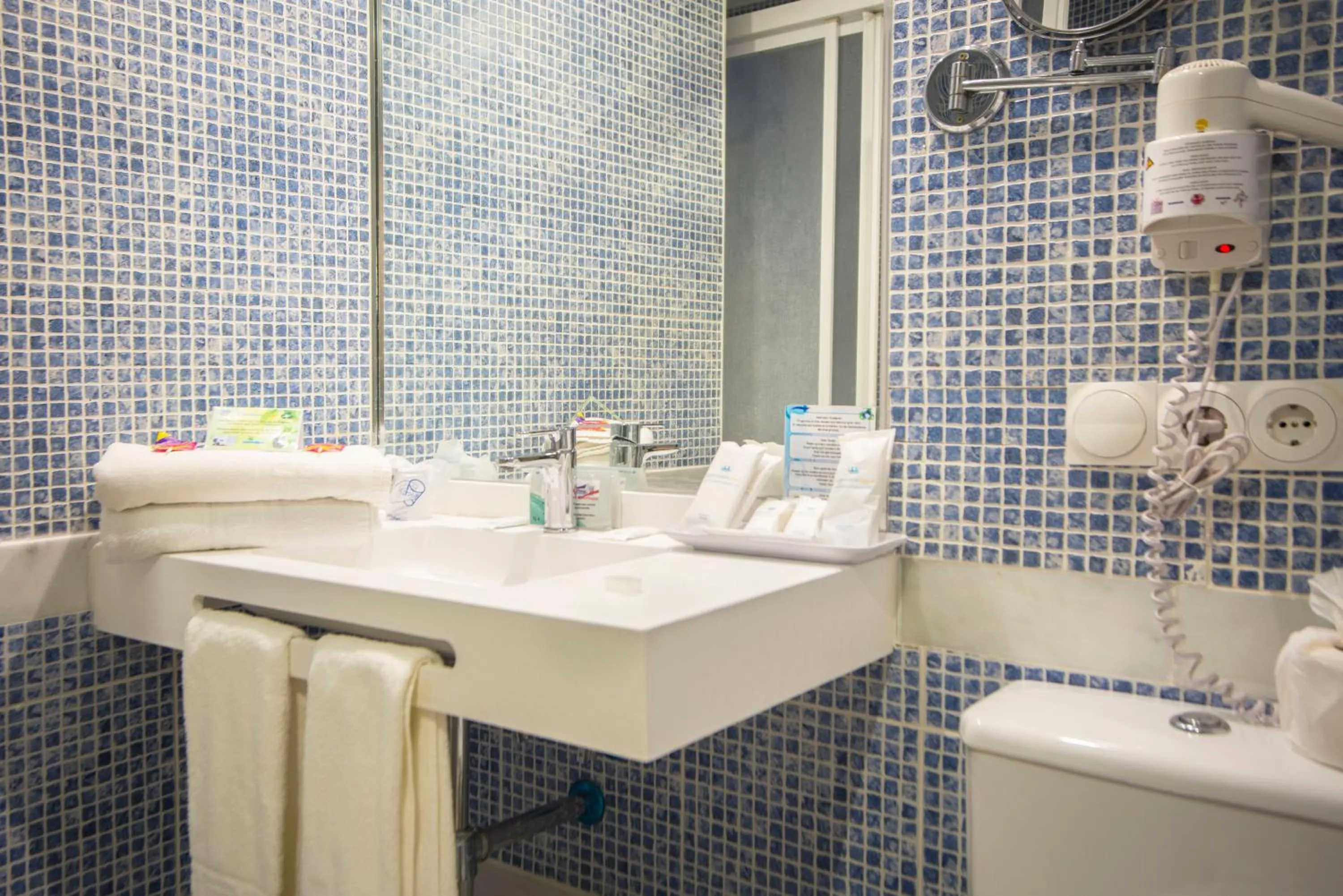 Toilet in Benalmadena Palace Spa