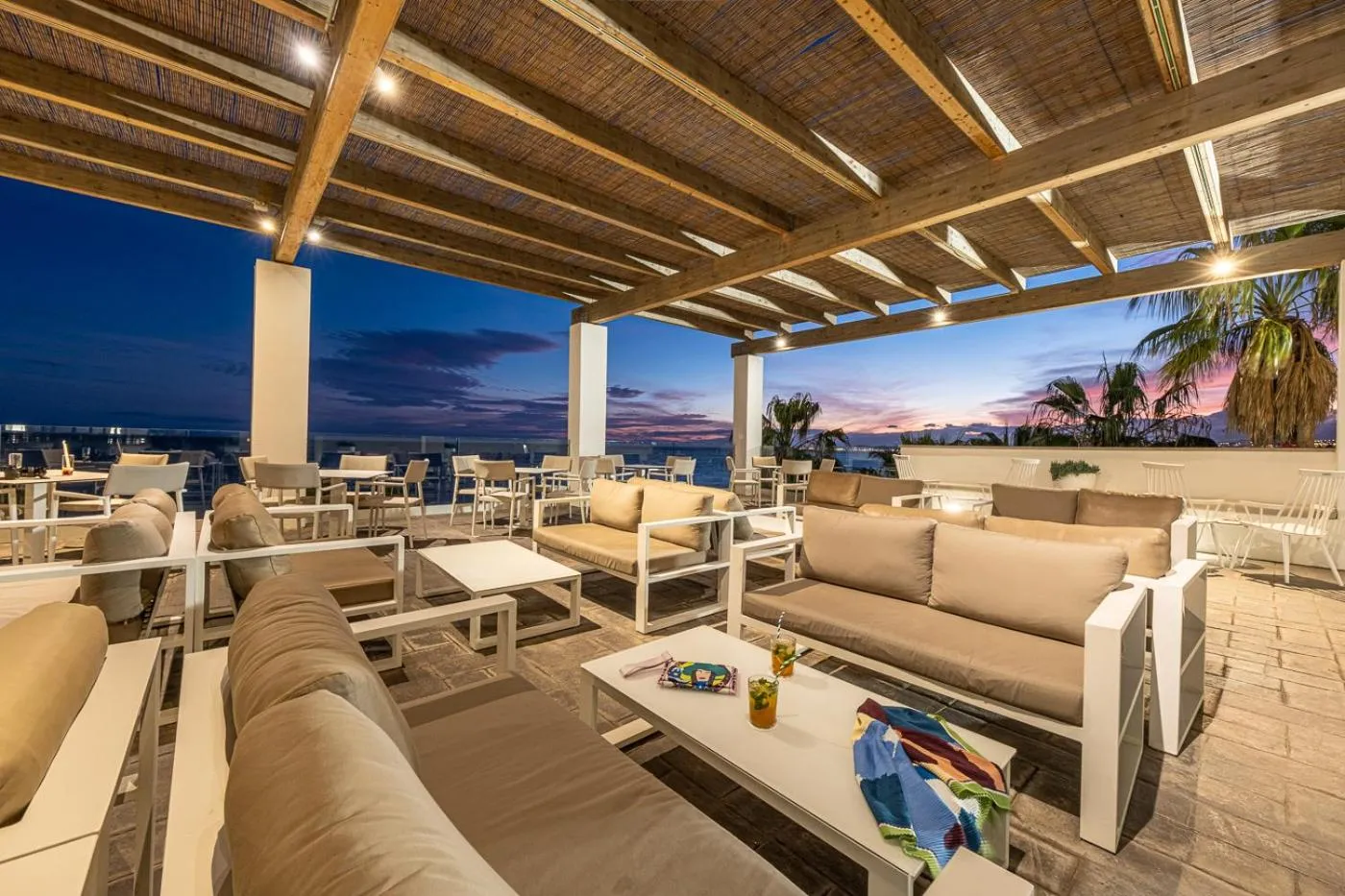 Lounge or bar in Estival Torrequebrada