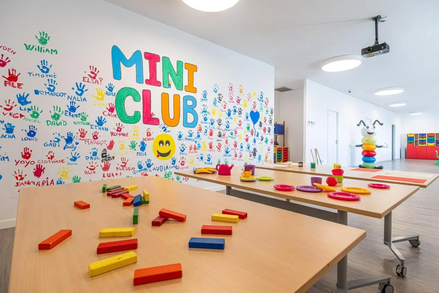 Kids's club in Estival Torrequebrada